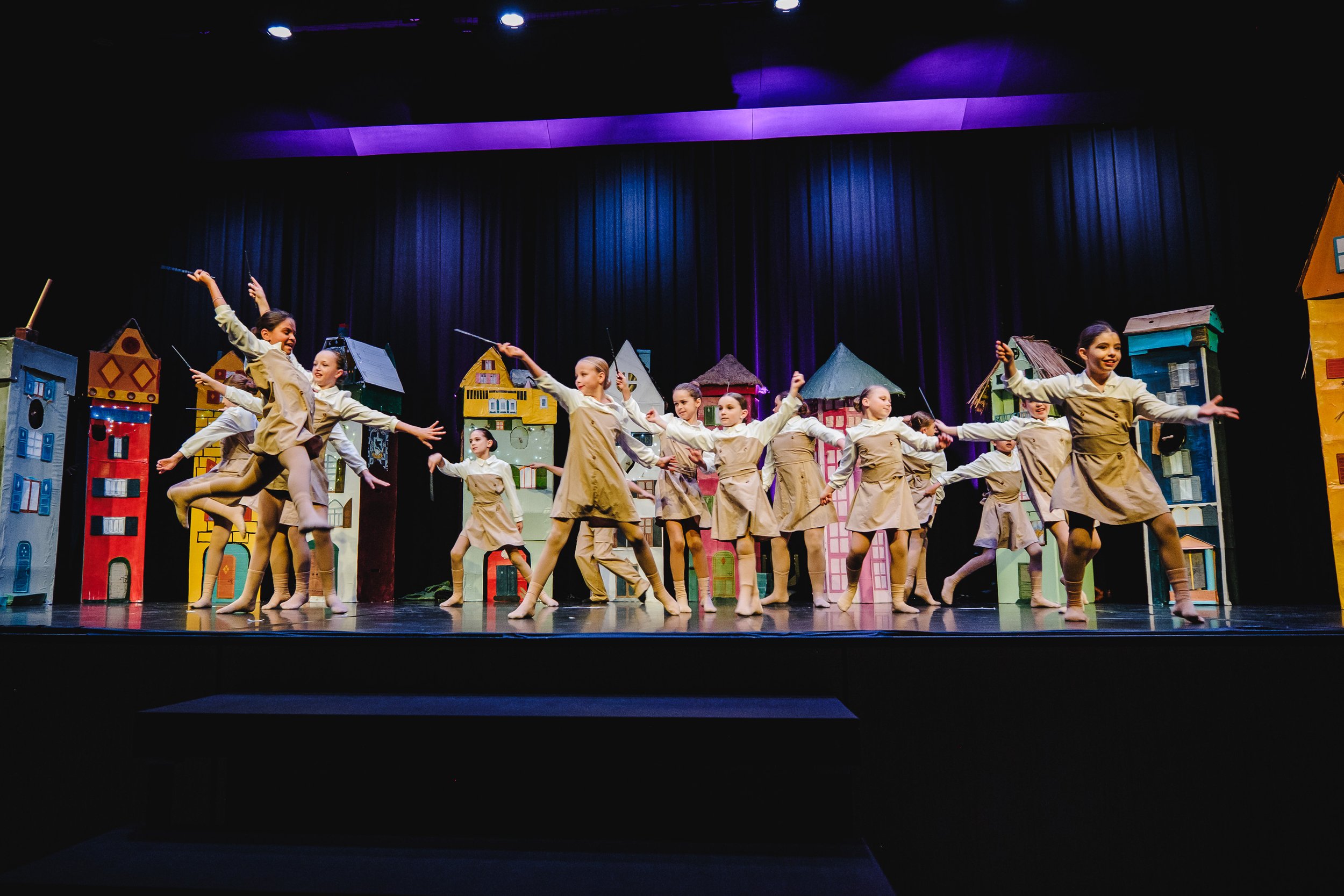 20251213_WeDanceDance - Enchanted Steps II_BW_TilJentzsch_75.jpg