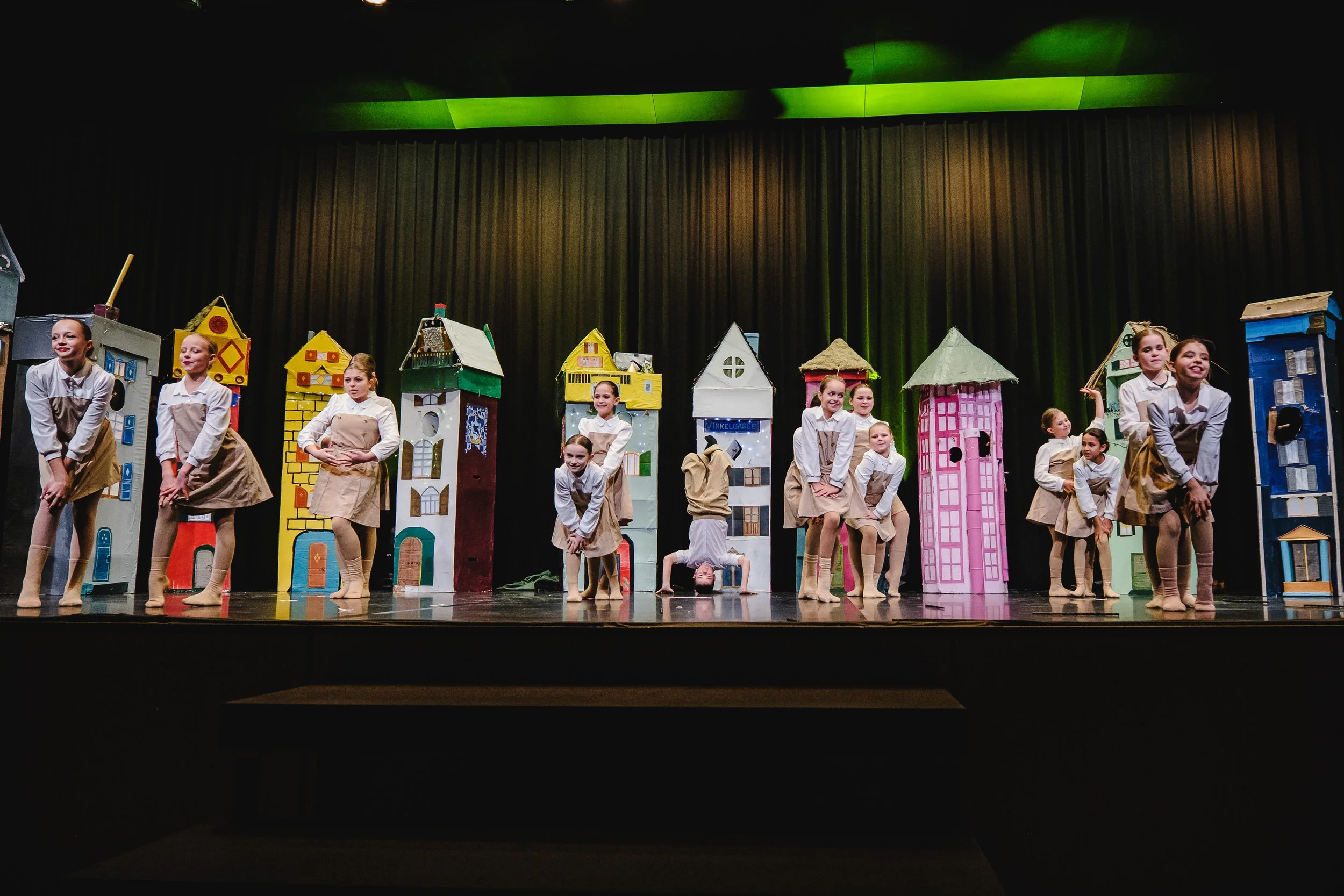 20251213_WeDanceDance - Enchanted Steps II_BW_TilJentzsch_77.jpg