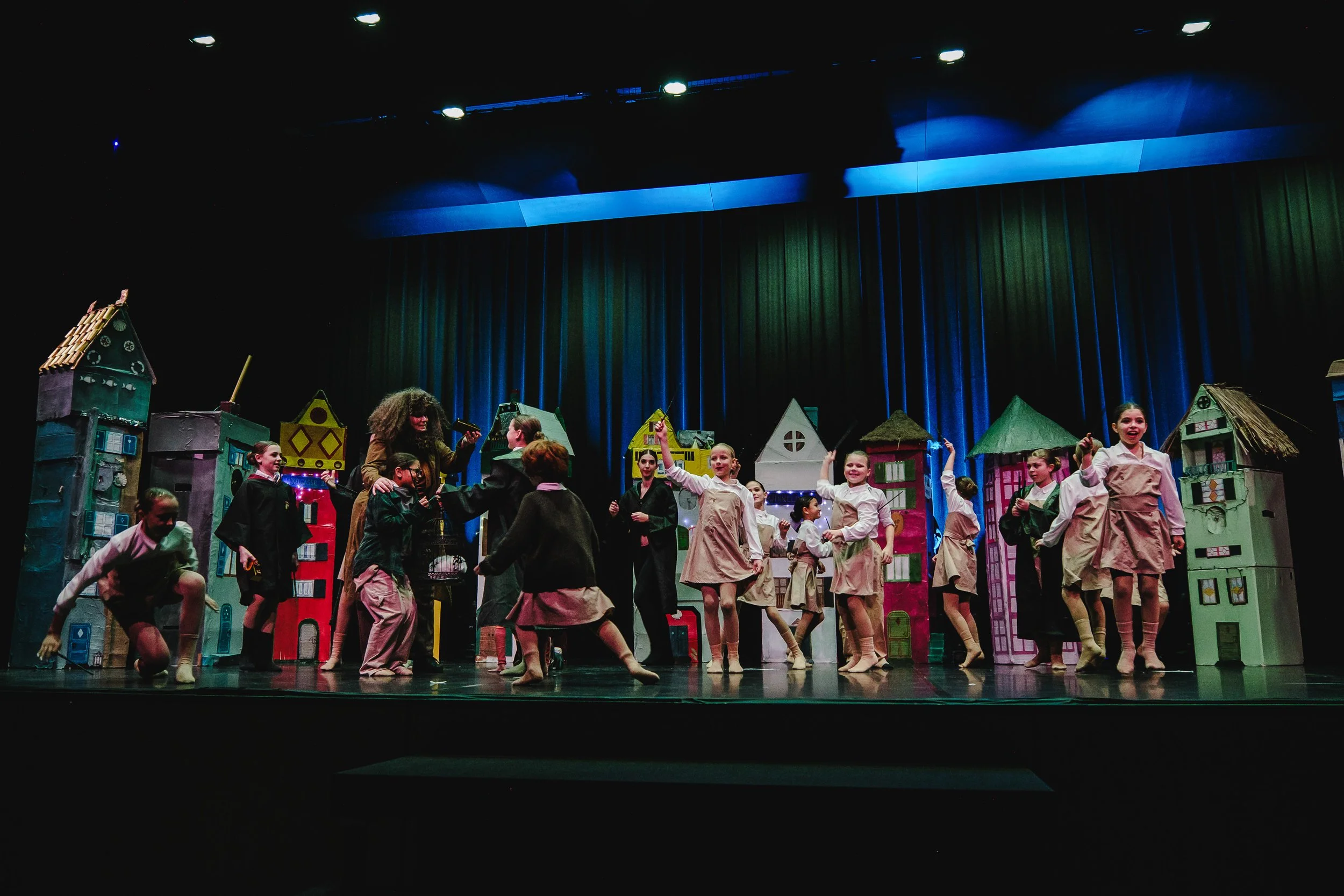 20251213_WeDanceDance - Enchanted Steps II_BW_TilJentzsch_72.jpg