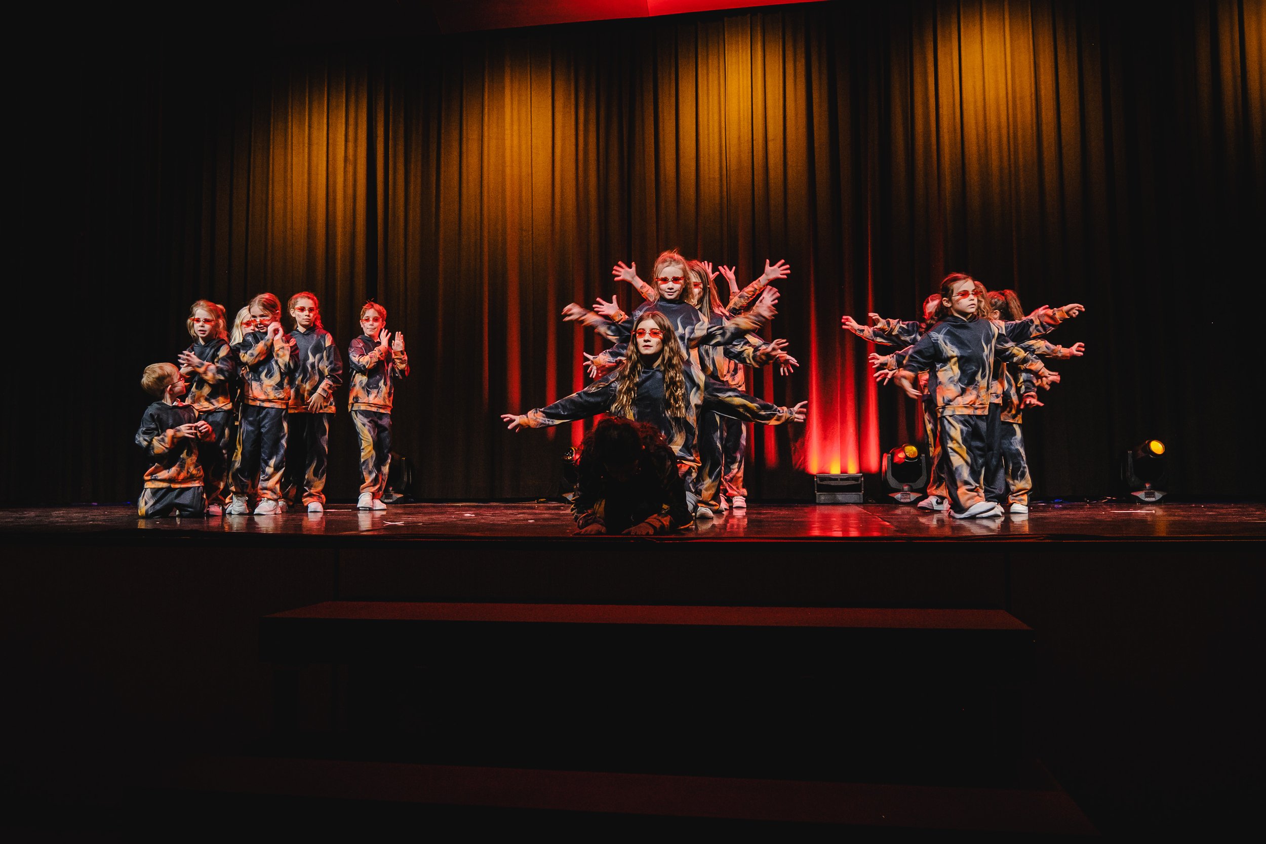 20251213_WeDanceDance - Enchanted Steps II_BW_TilJentzsch_64.jpg