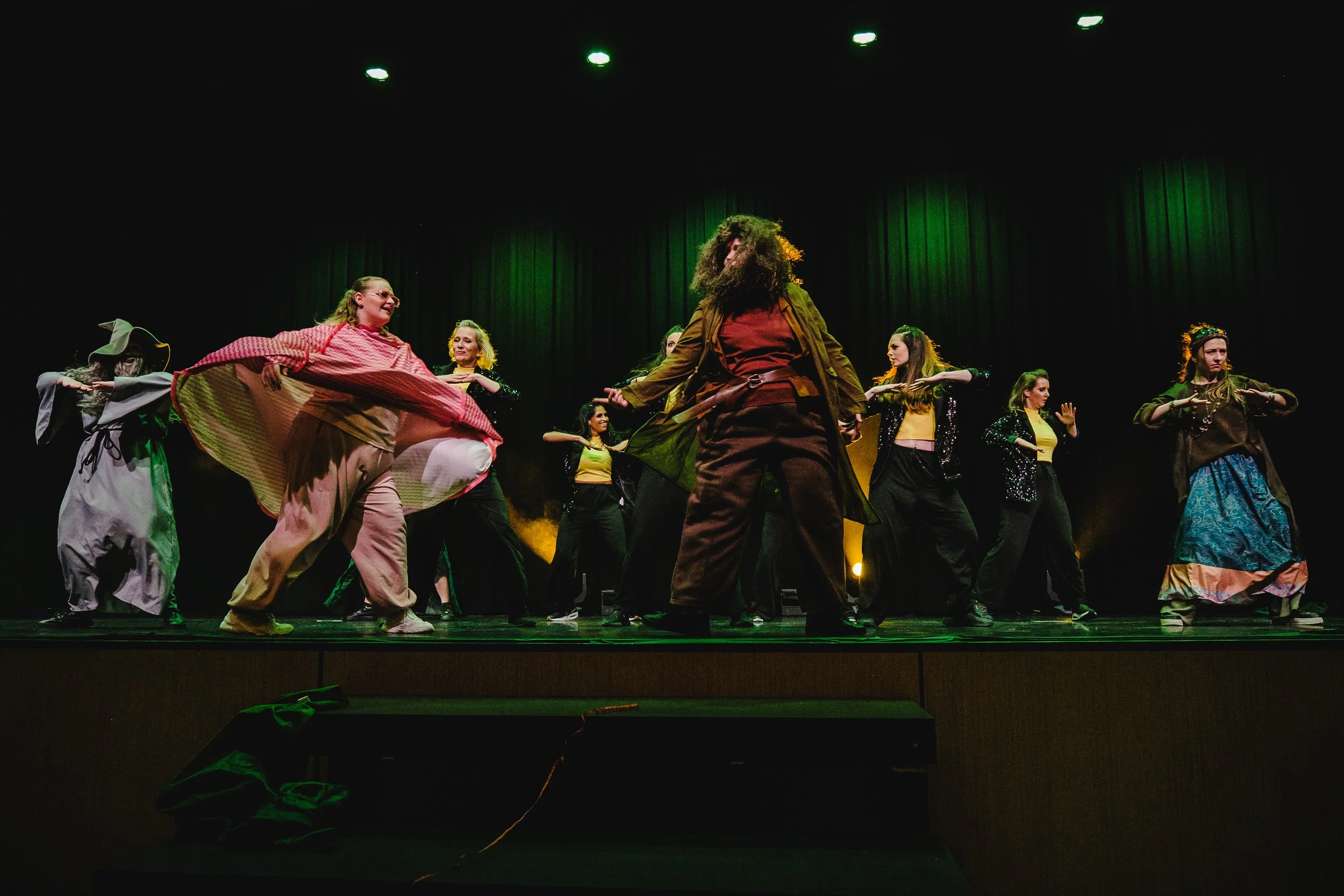 20251213_WeDanceDance - Enchanted Steps II_BW_TilJentzsch_257.jpg