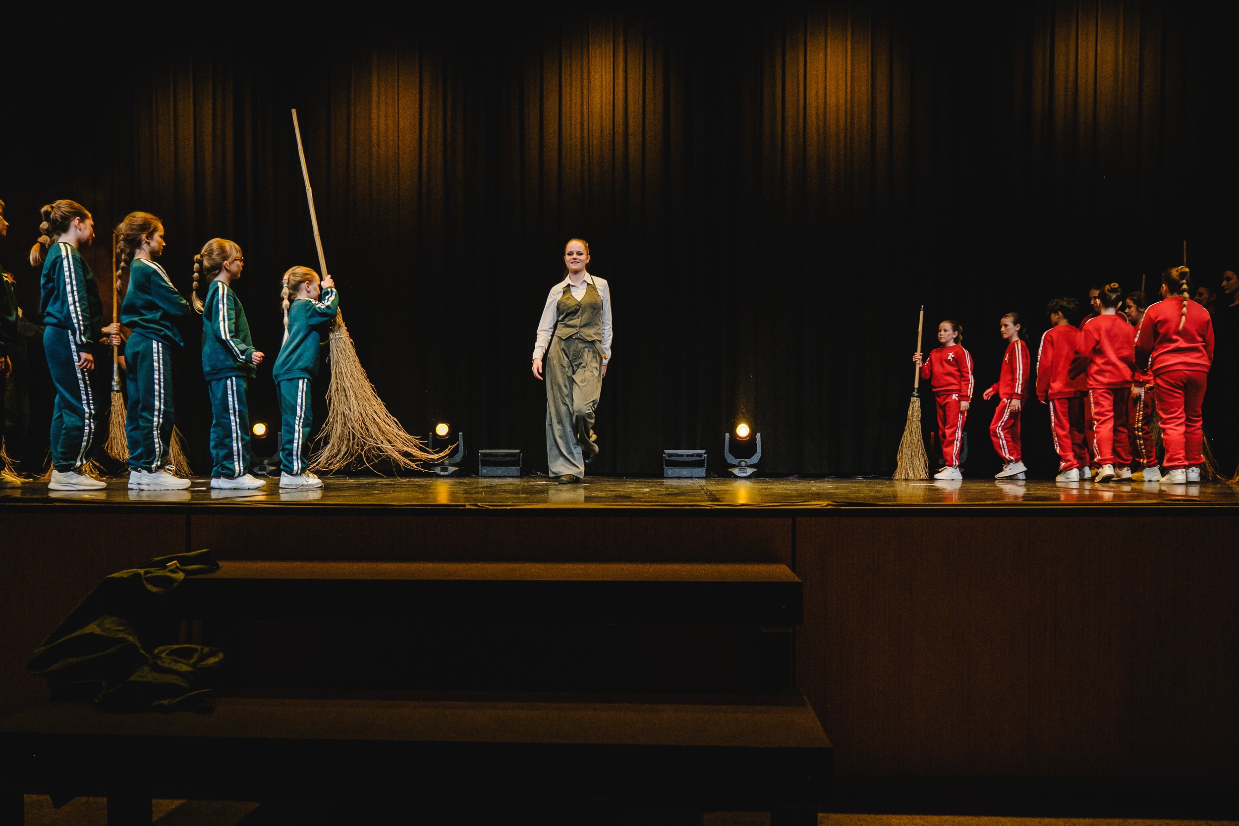 20251213_WeDanceDance - Enchanted Steps II_BW_TilJentzsch_174.jpg