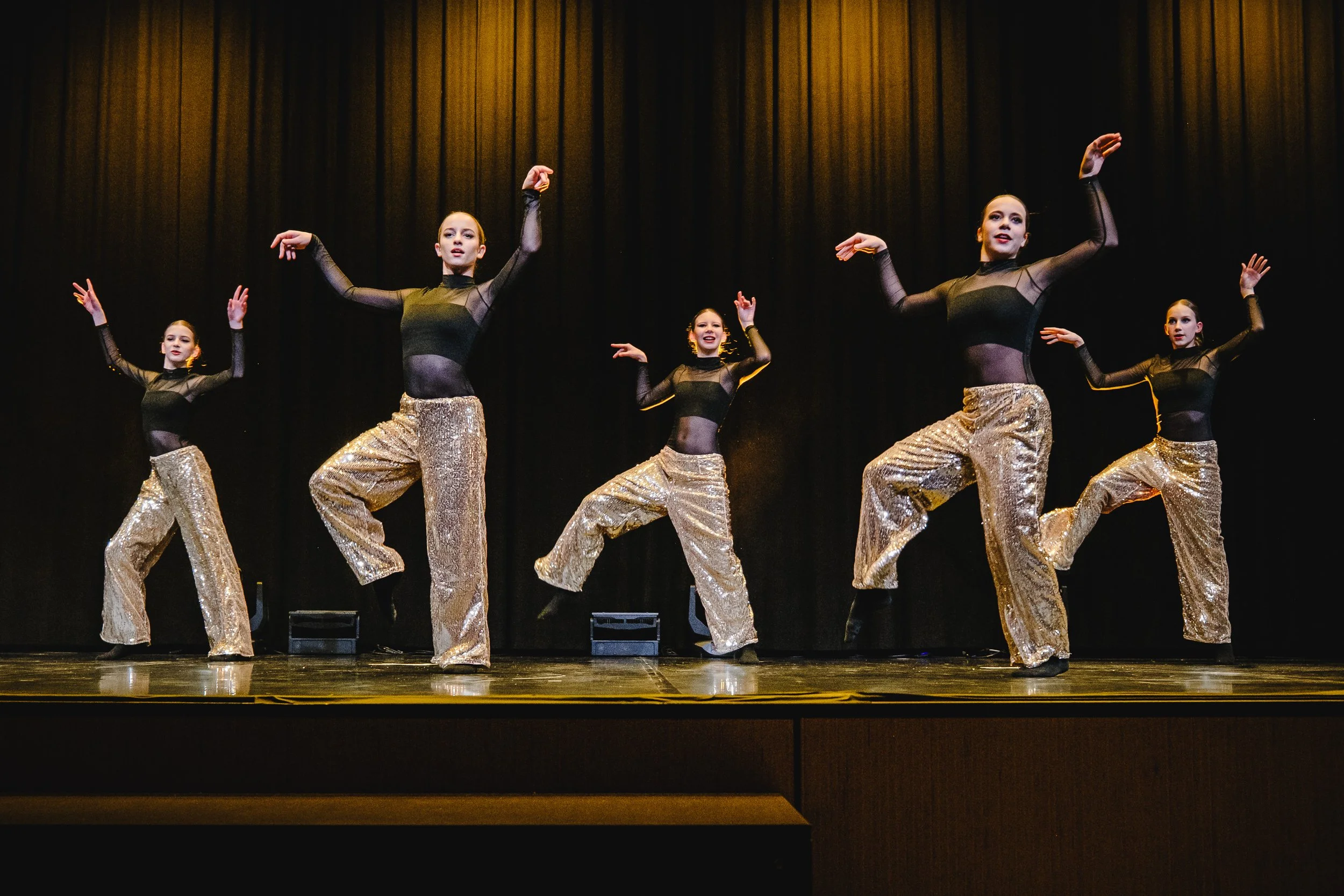 20251213_WeDanceDance - Enchanted Steps II_BW_TilJentzsch_190.jpg