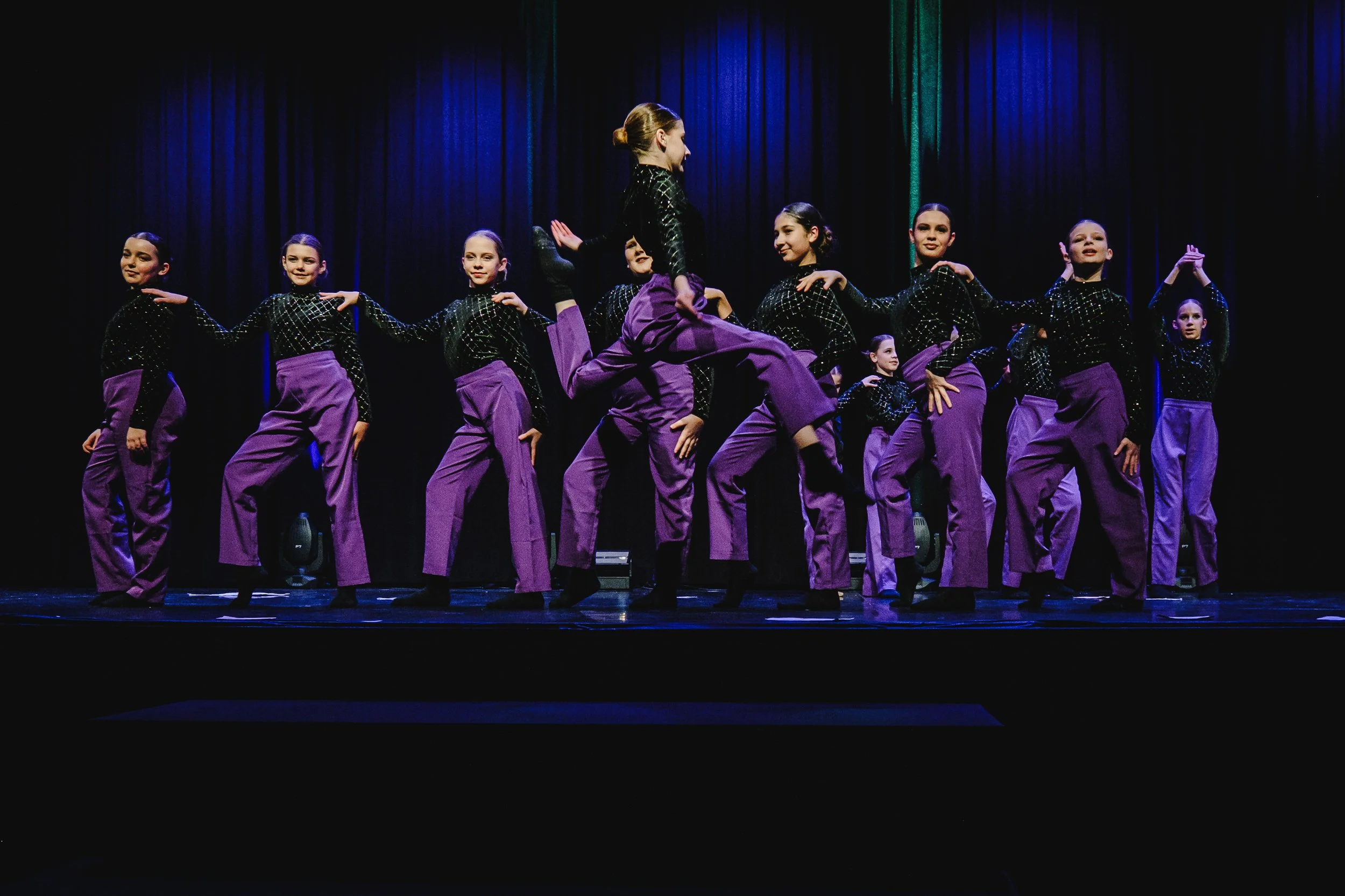 20251213_WeDanceDance - Enchanted Steps II_BW_TilJentzsch_47.jpg