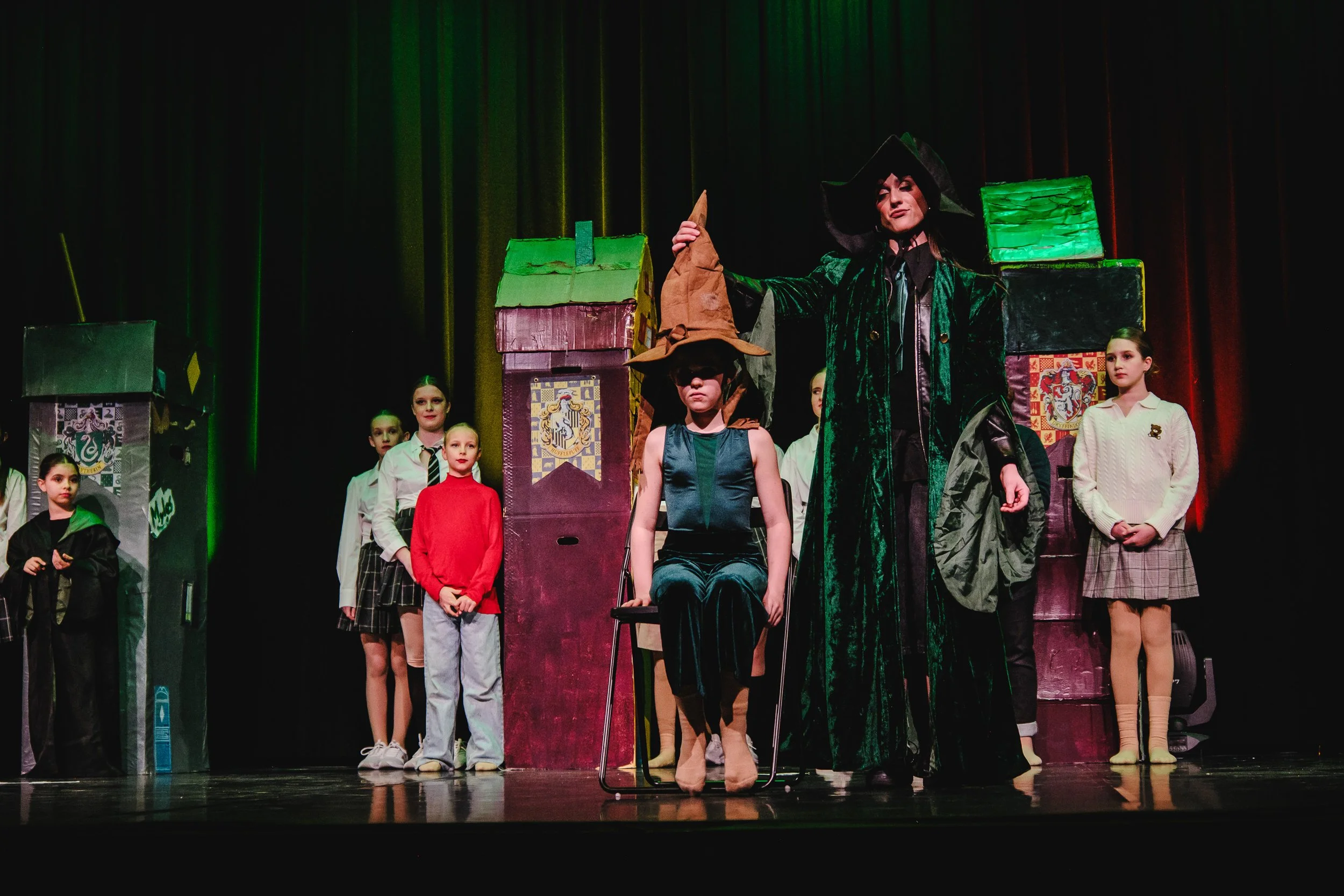 20251213_WeDanceDance - Enchanted Steps II_BW_TilJentzsch_117.jpg