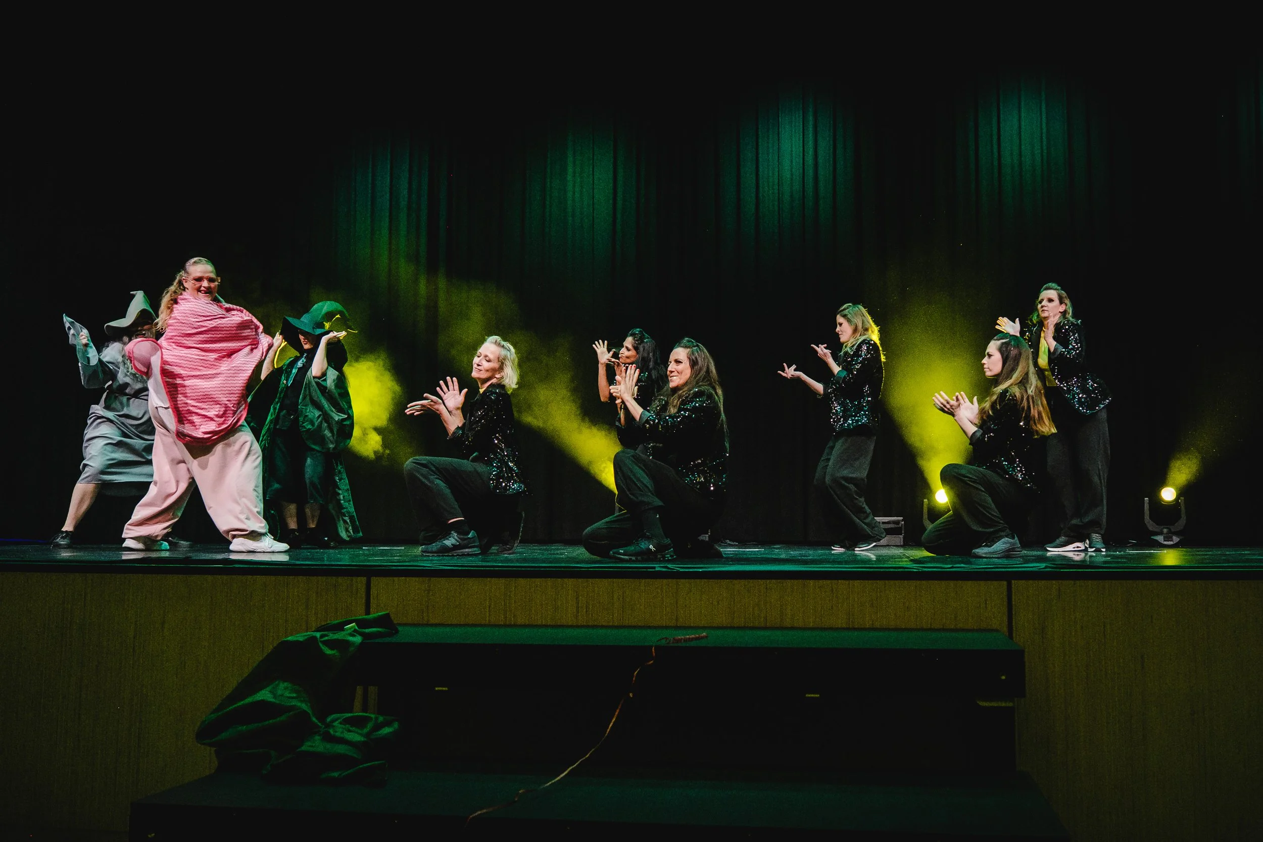 20251213_WeDanceDance - Enchanted Steps II_BW_TilJentzsch_258.jpg