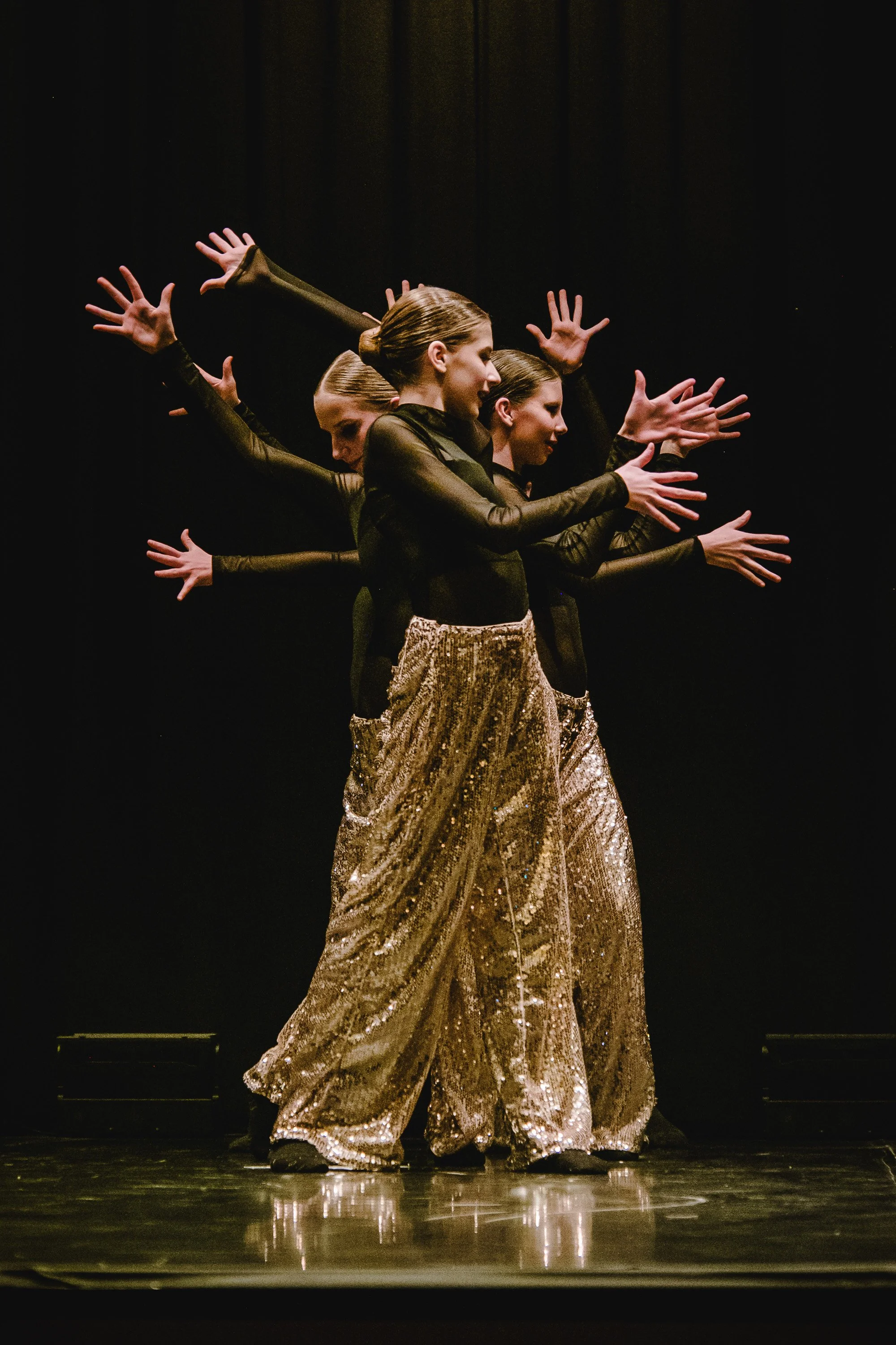 20251213_WeDanceDance - Enchanted Steps II_BW_TilJentzsch_186.jpg