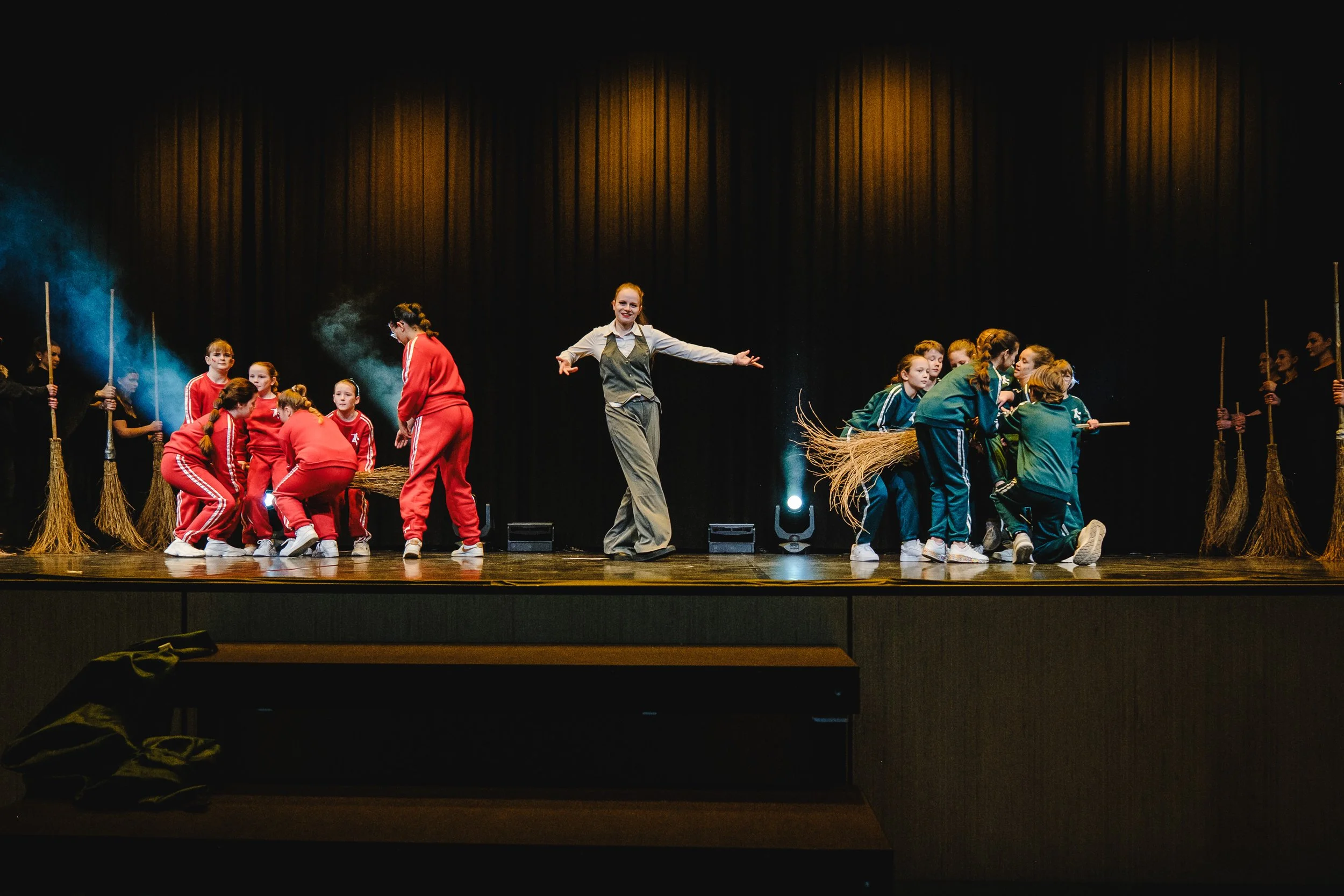 20251213_WeDanceDance - Enchanted Steps II_BW_TilJentzsch_175.jpg