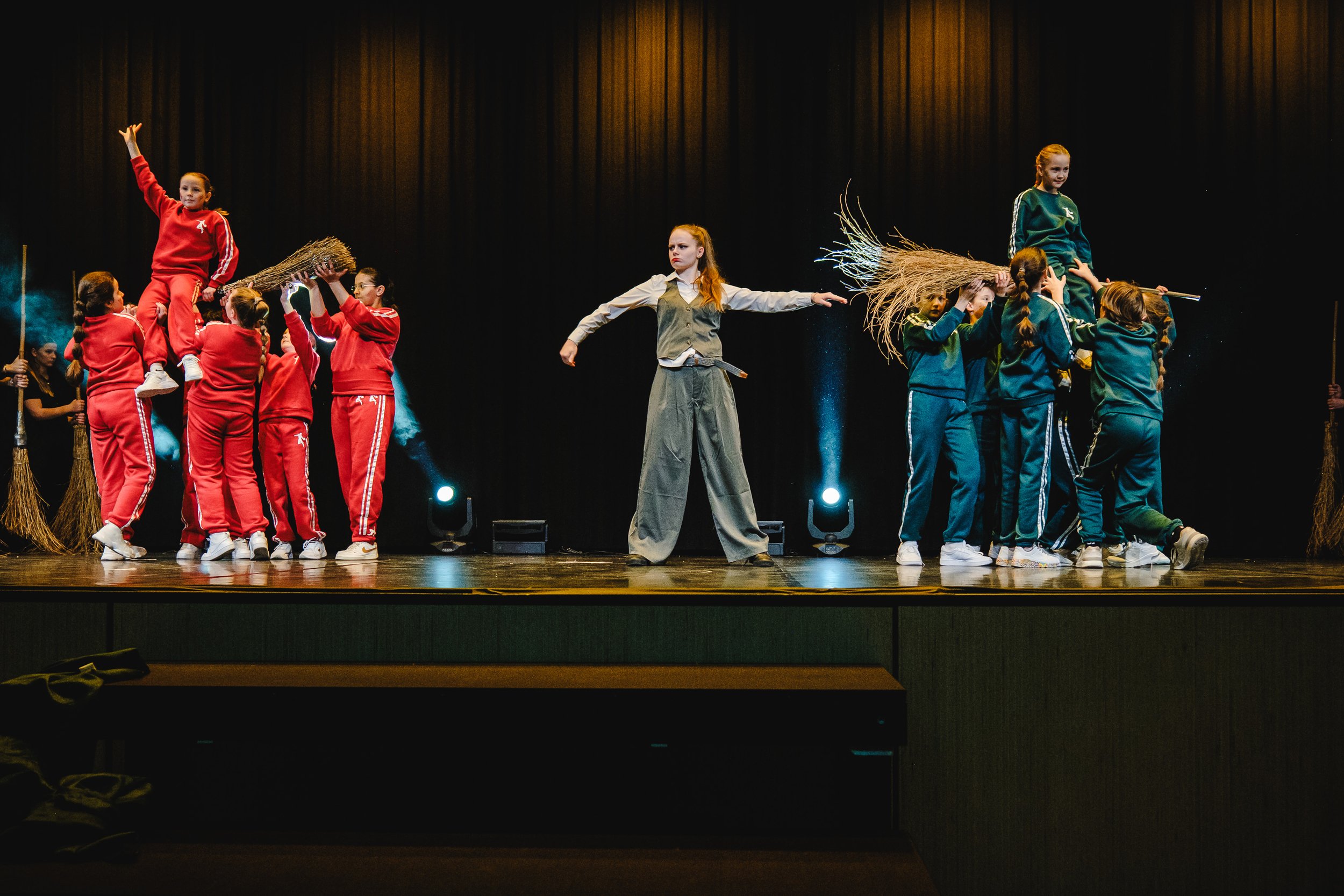 20251213_WeDanceDance - Enchanted Steps II_BW_TilJentzsch_176.jpg