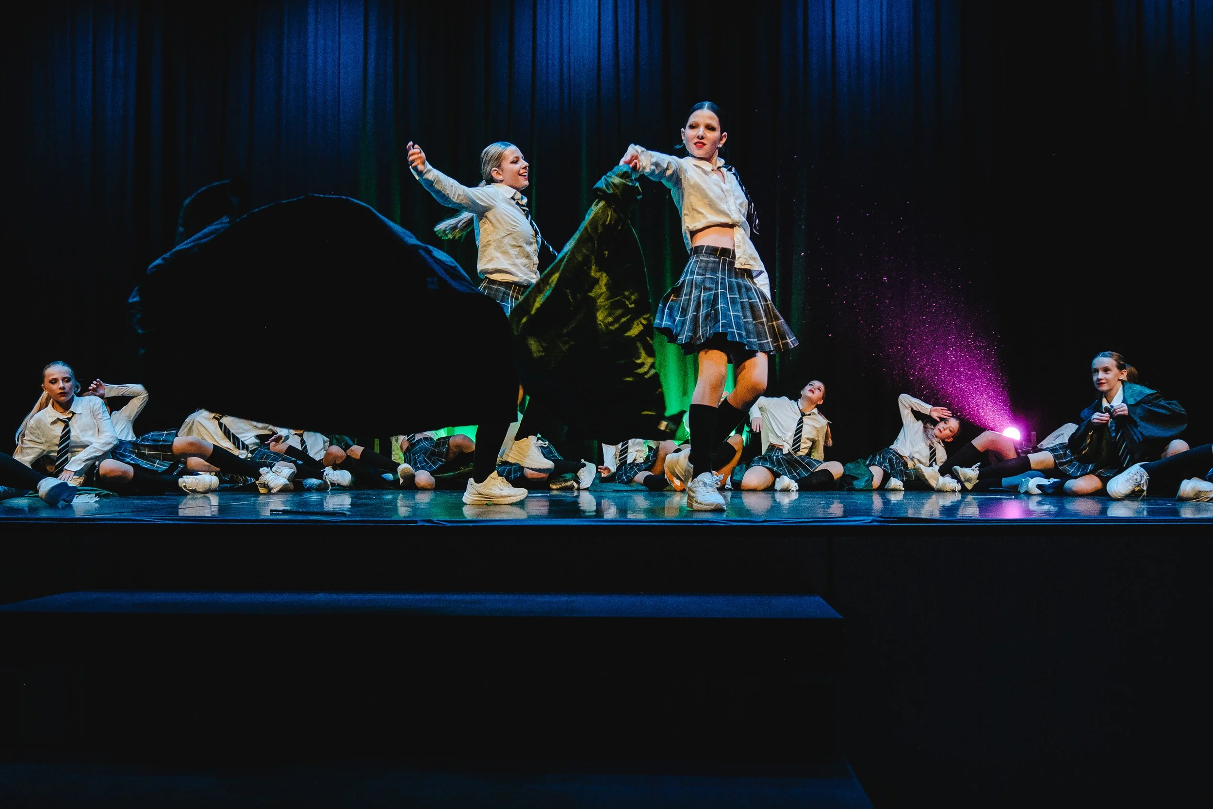 20251213_WeDanceDance - Enchanted Steps II_BW_TilJentzsch_92.jpg