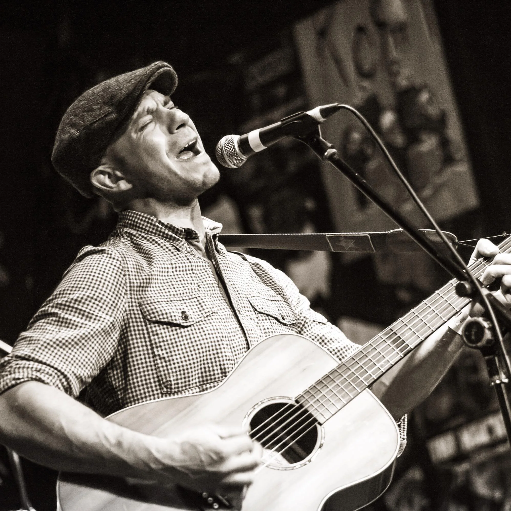 LIVE MUSIC - Davey Hardman. 8-10.30pm