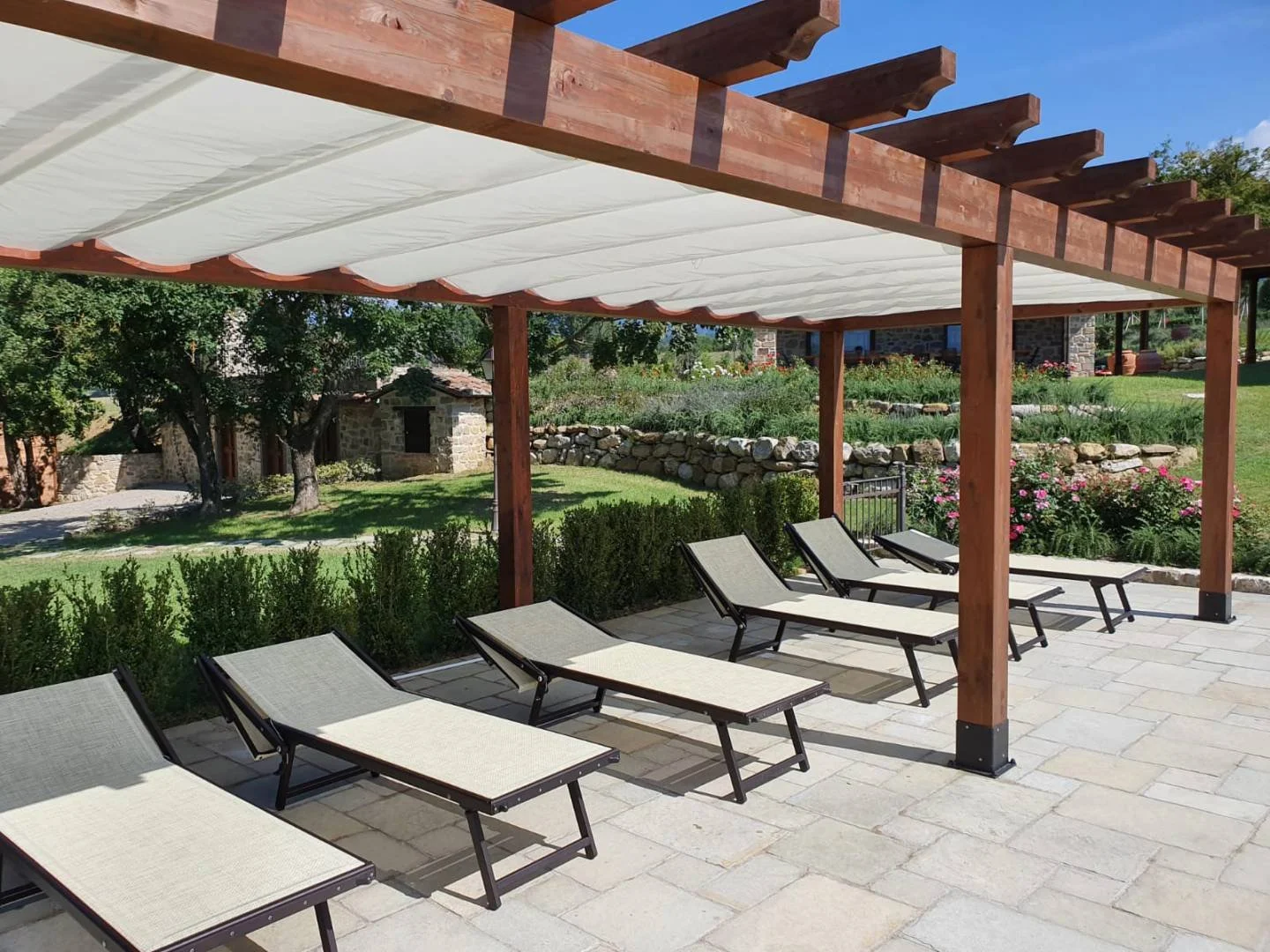 Shelter Outdoor Cabana Up