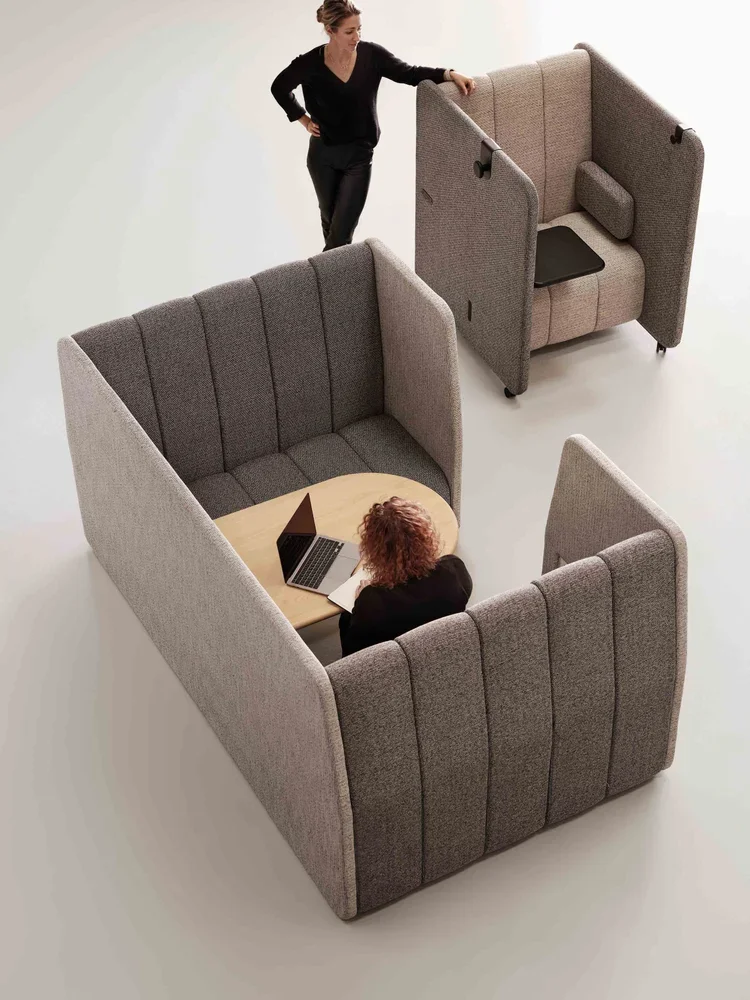 BOBBiz_Seating_SofaModular_ScandinavianSpaces_EnvironmentImage_4.webp