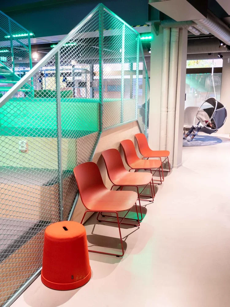 Scandinavian Spaces Cap