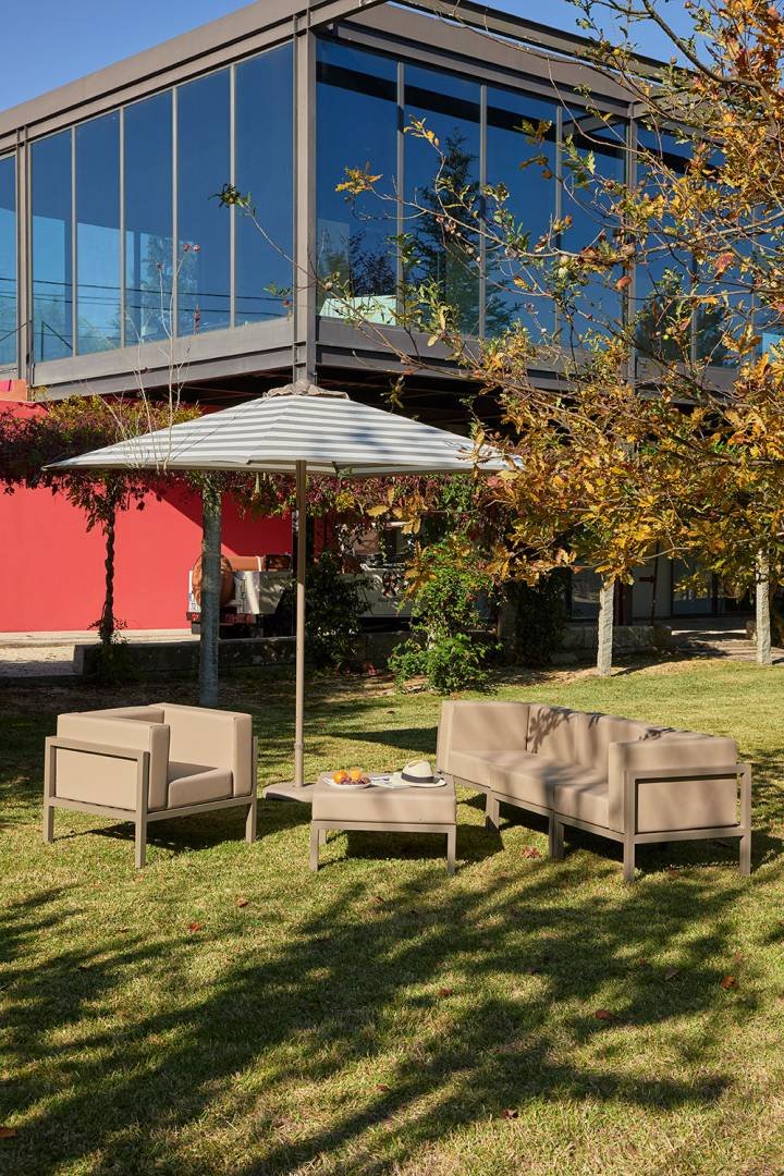 Shelter Outdoor Aolus Umbrella