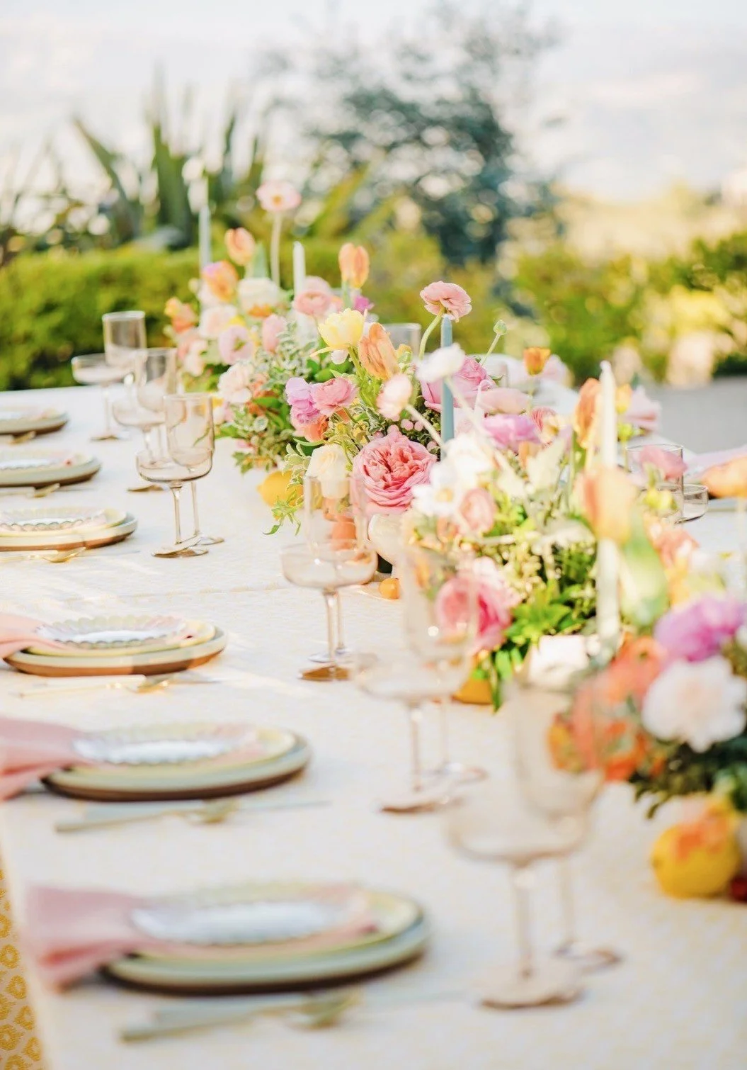 The Nature of Things Fine Flowers Spring Wedding Tables.jpeg