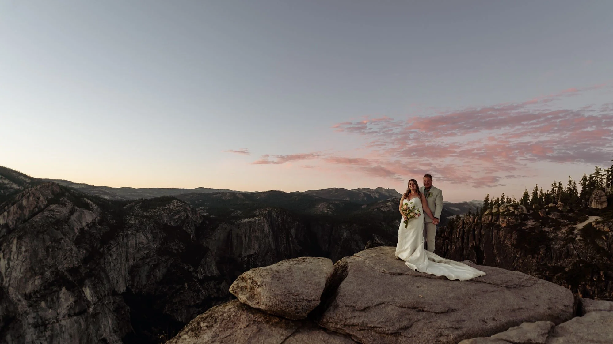 Sunset Elopement in Yosemite.jpeg