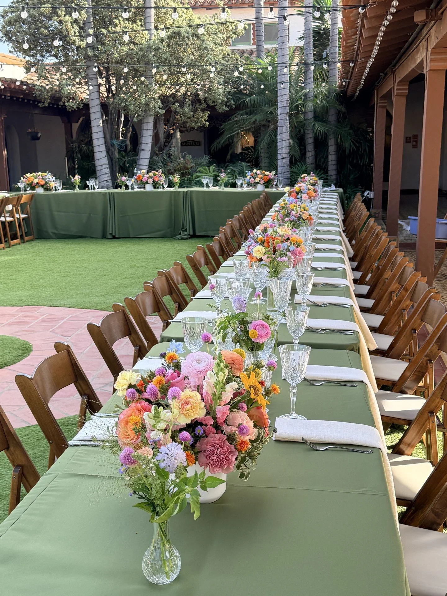 Floral centerpieces san clemente ca.jpeg