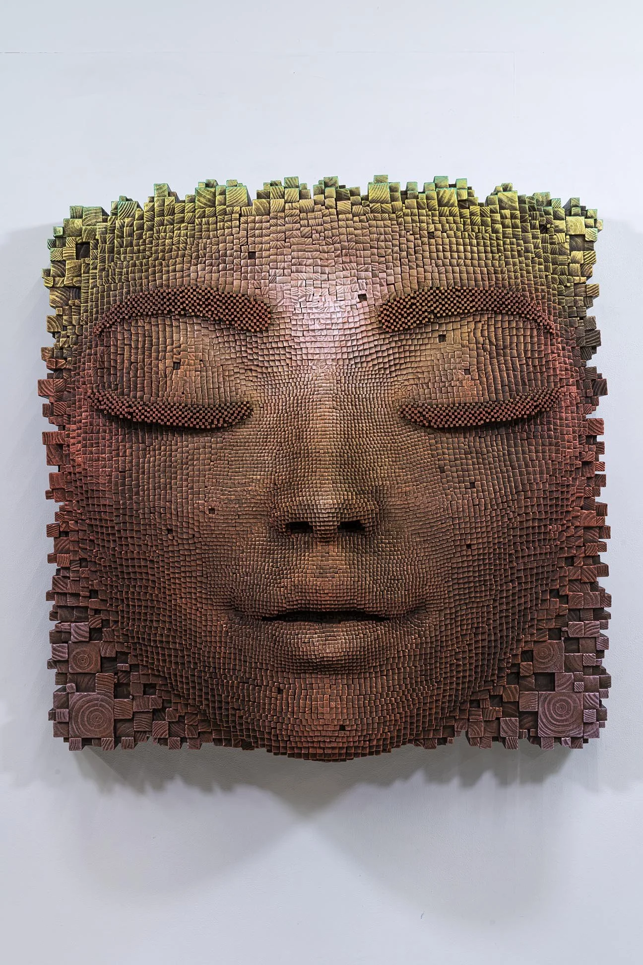 Earth & Light - 43 x 44 x 21 ″