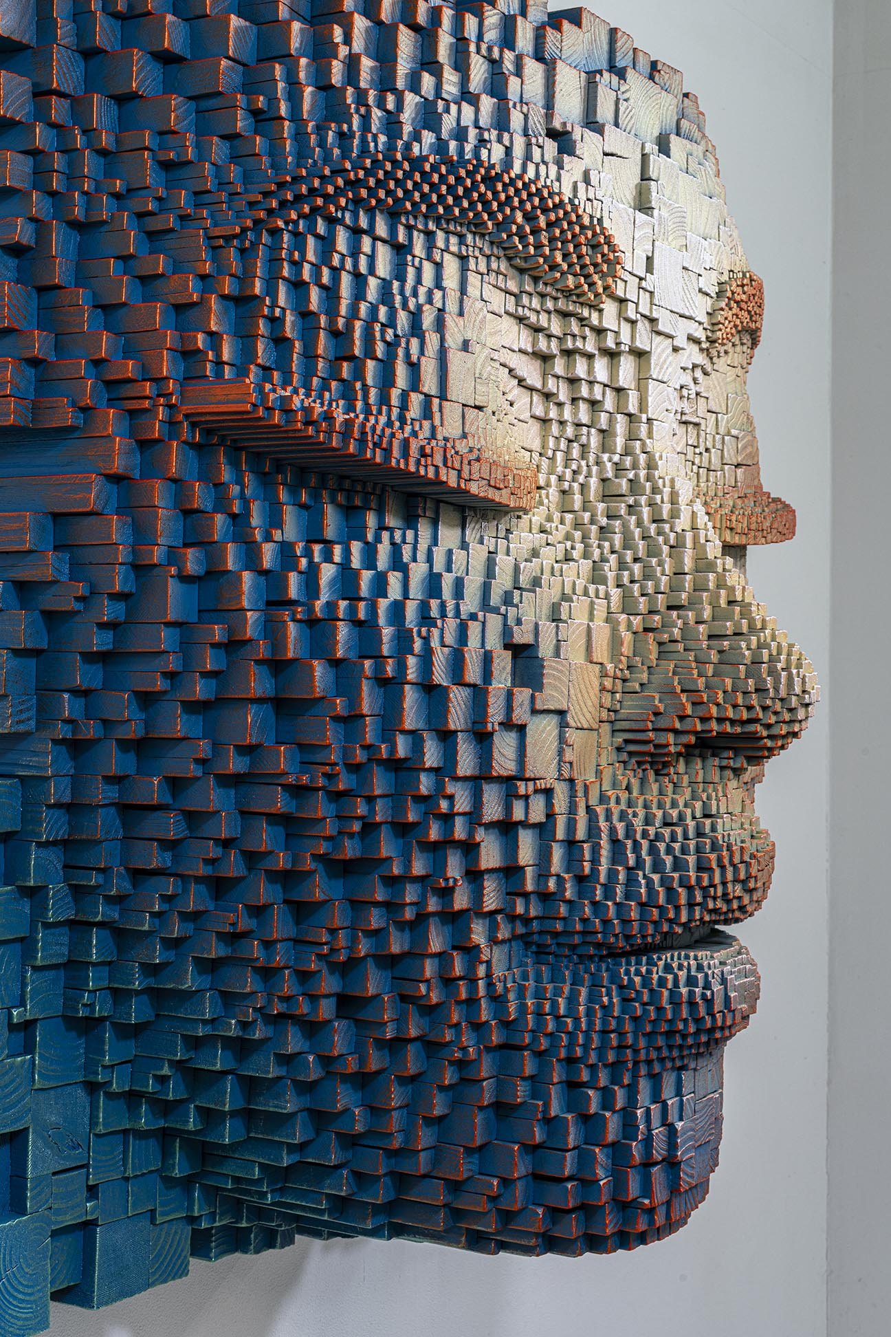 Insight - 40 x 40 x 20"