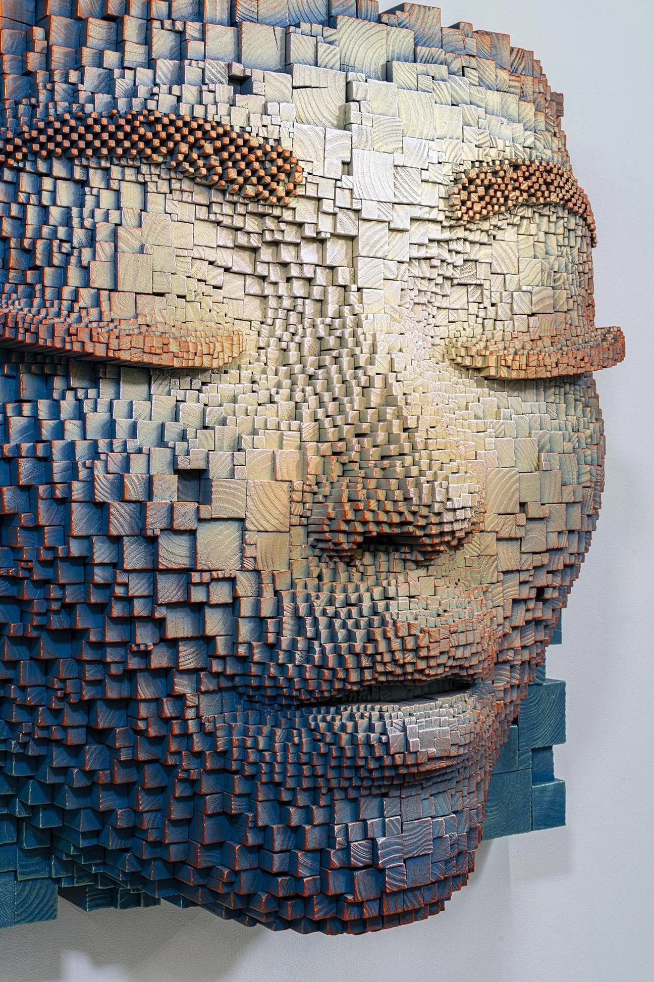 Insight - 40 x 40 x 20"