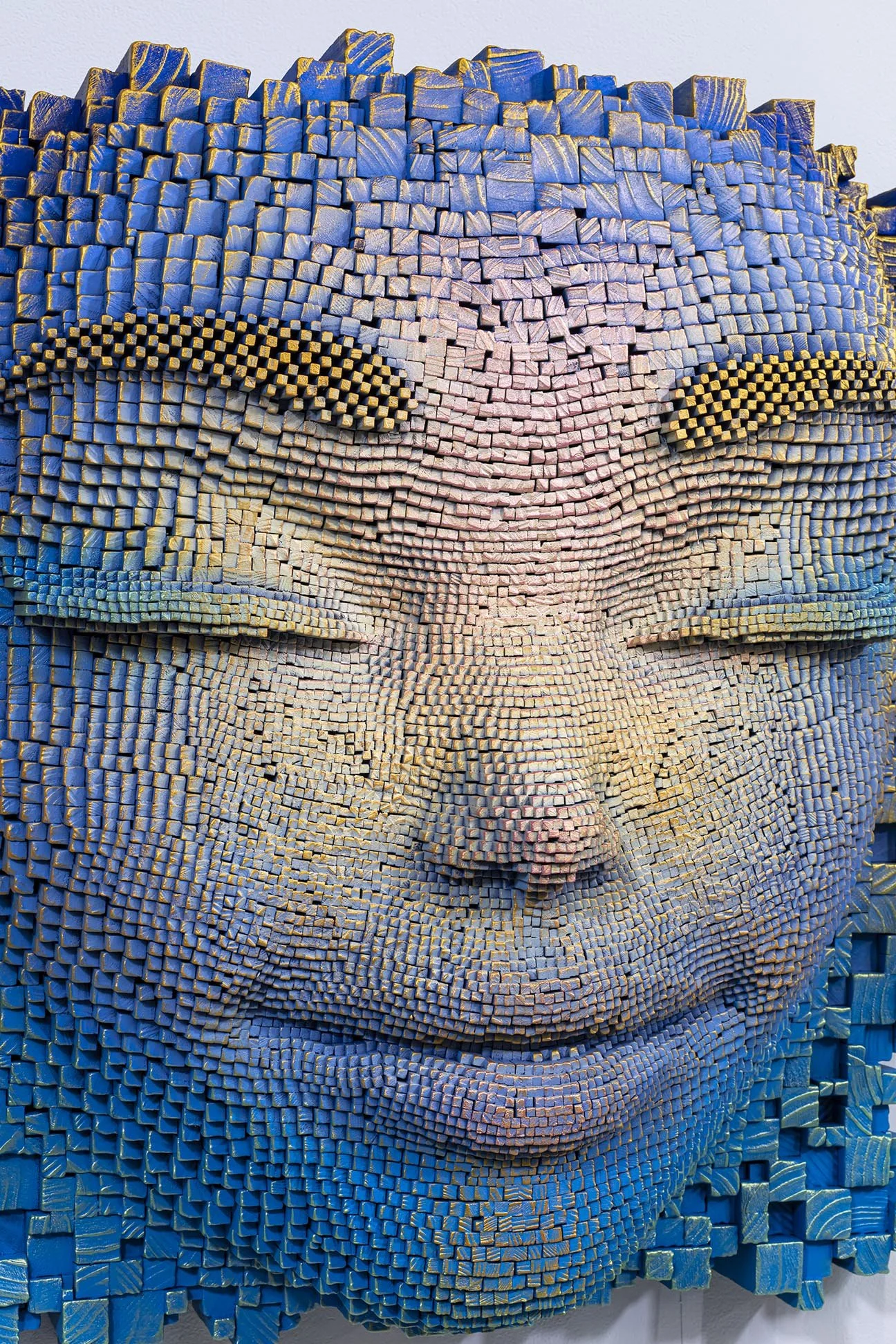 Flowing - 28 x 28.5 x 13 ″