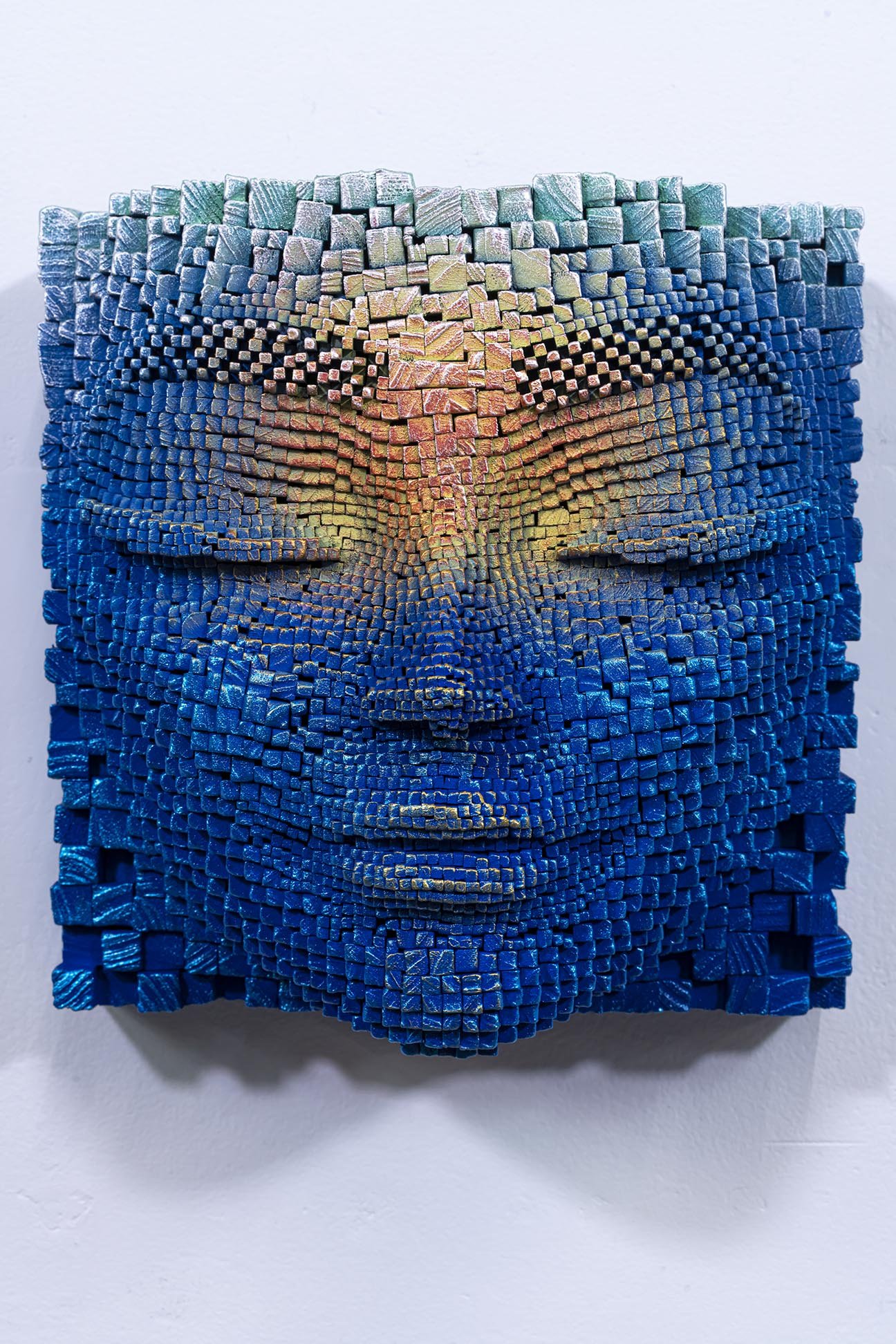 Mask #291 - 10 x 10 x 7"