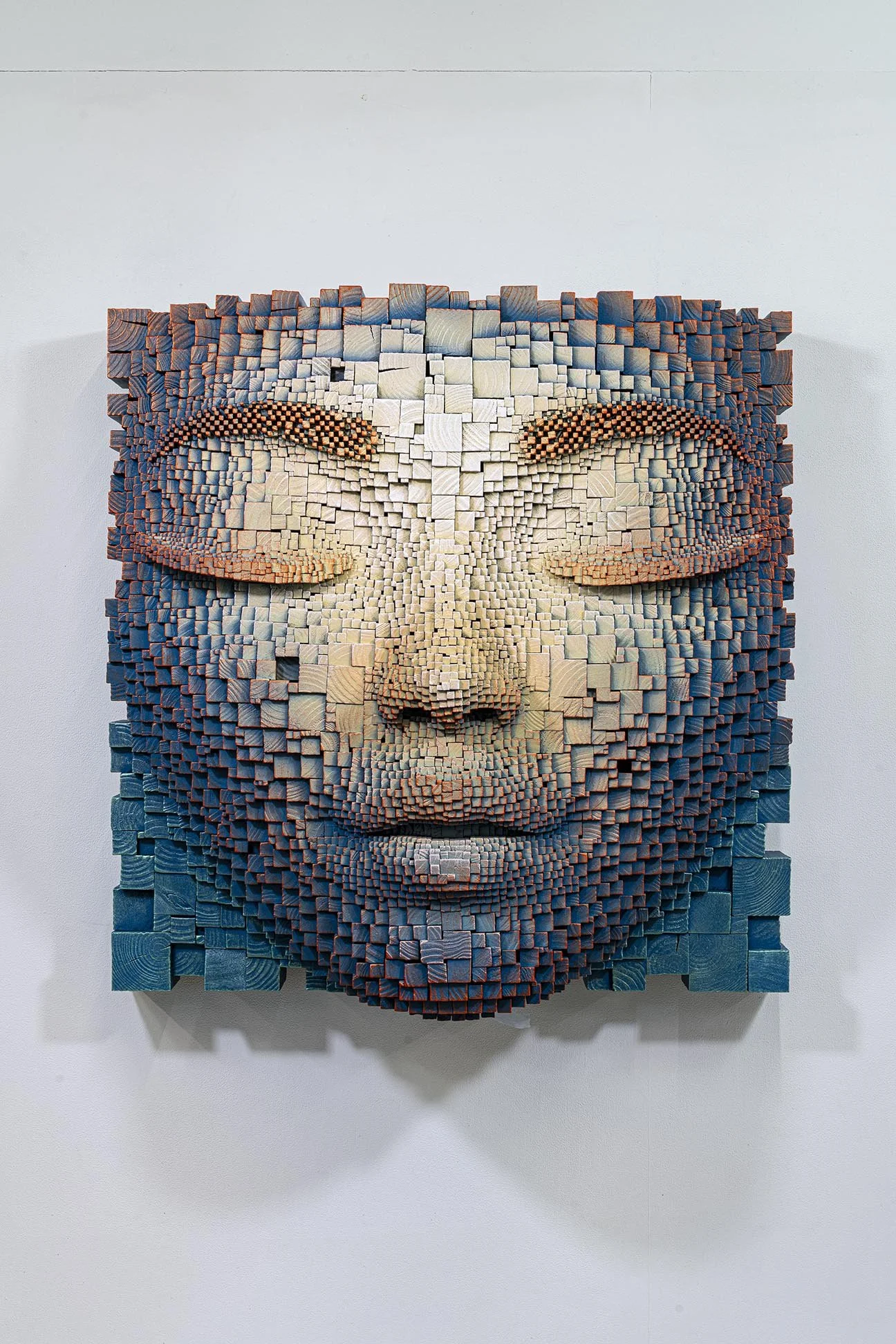 Insight - 40 x 40 x 20"