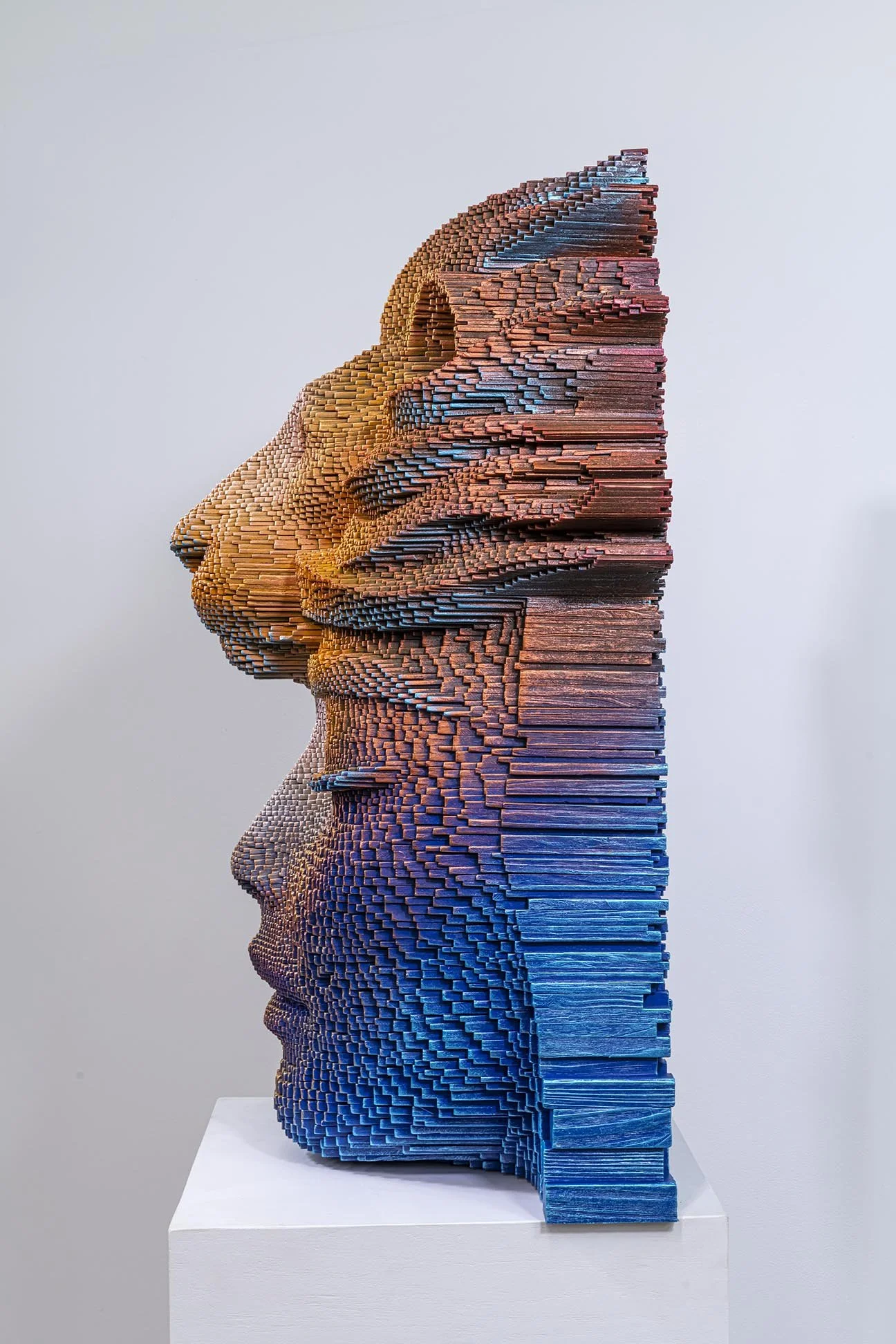 Lion's Spirit - 40 x 27 x 19 ″