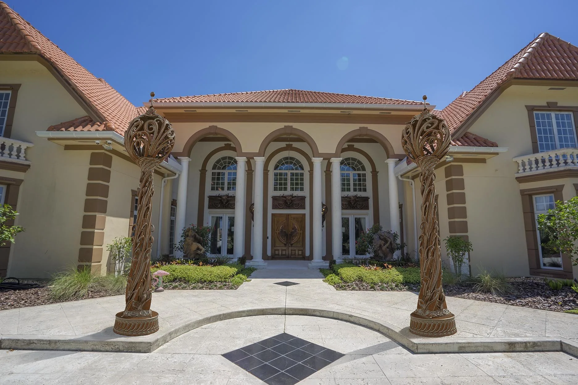 Standing Lights - 11' tall