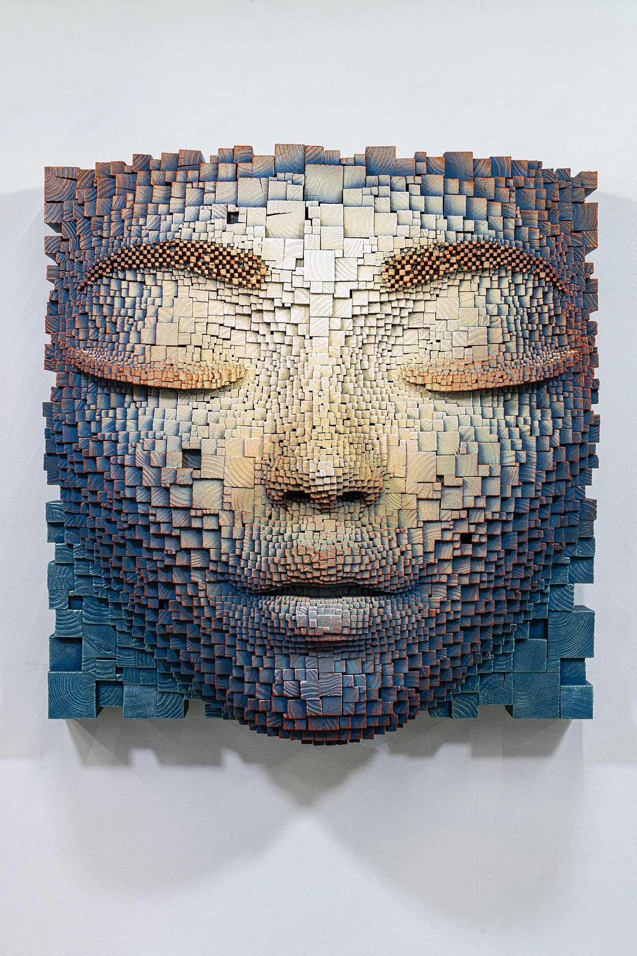 Insight - 40 x 40 x 20"