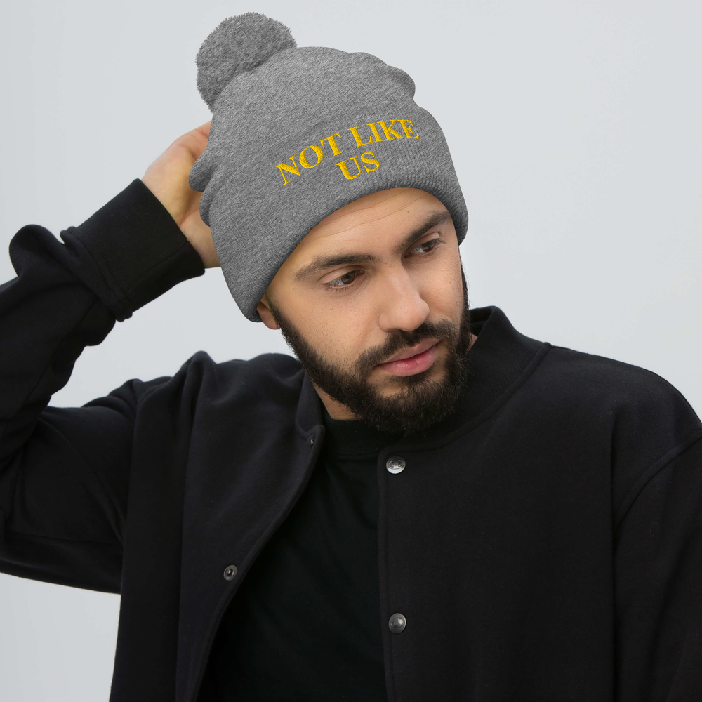 pom-pom-knit-cap-heather-grey-front-679e09cab4d13.png