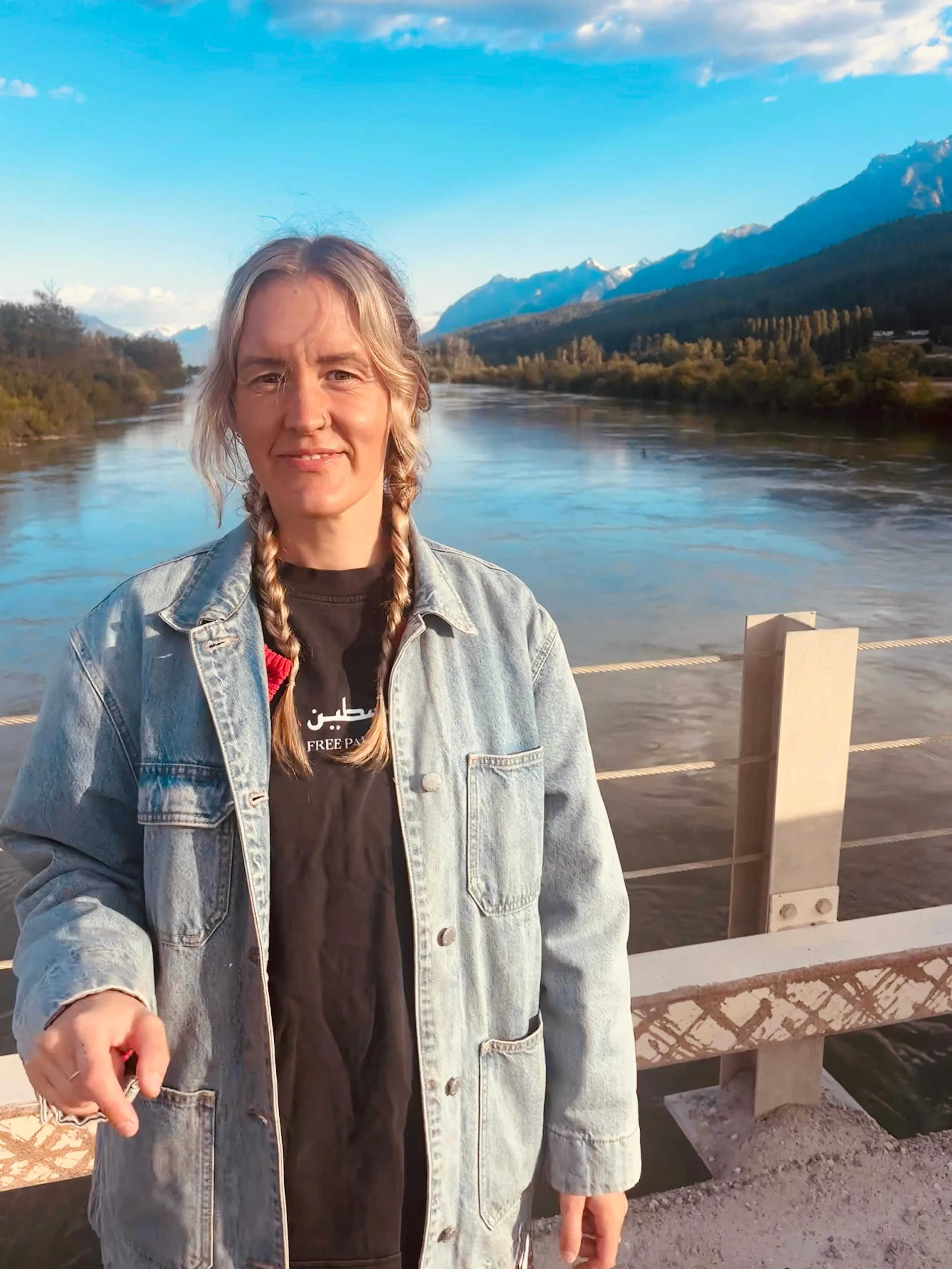 I spent some time in ceremony, with a stunning friend on the sacred land of the Ktunaxa Peoples 🌲🏔️🙏🏼

I was at a spiritual gathering in Golden, BC... 
While there were some very special and valuable moments, white-washed spirituality and the tok