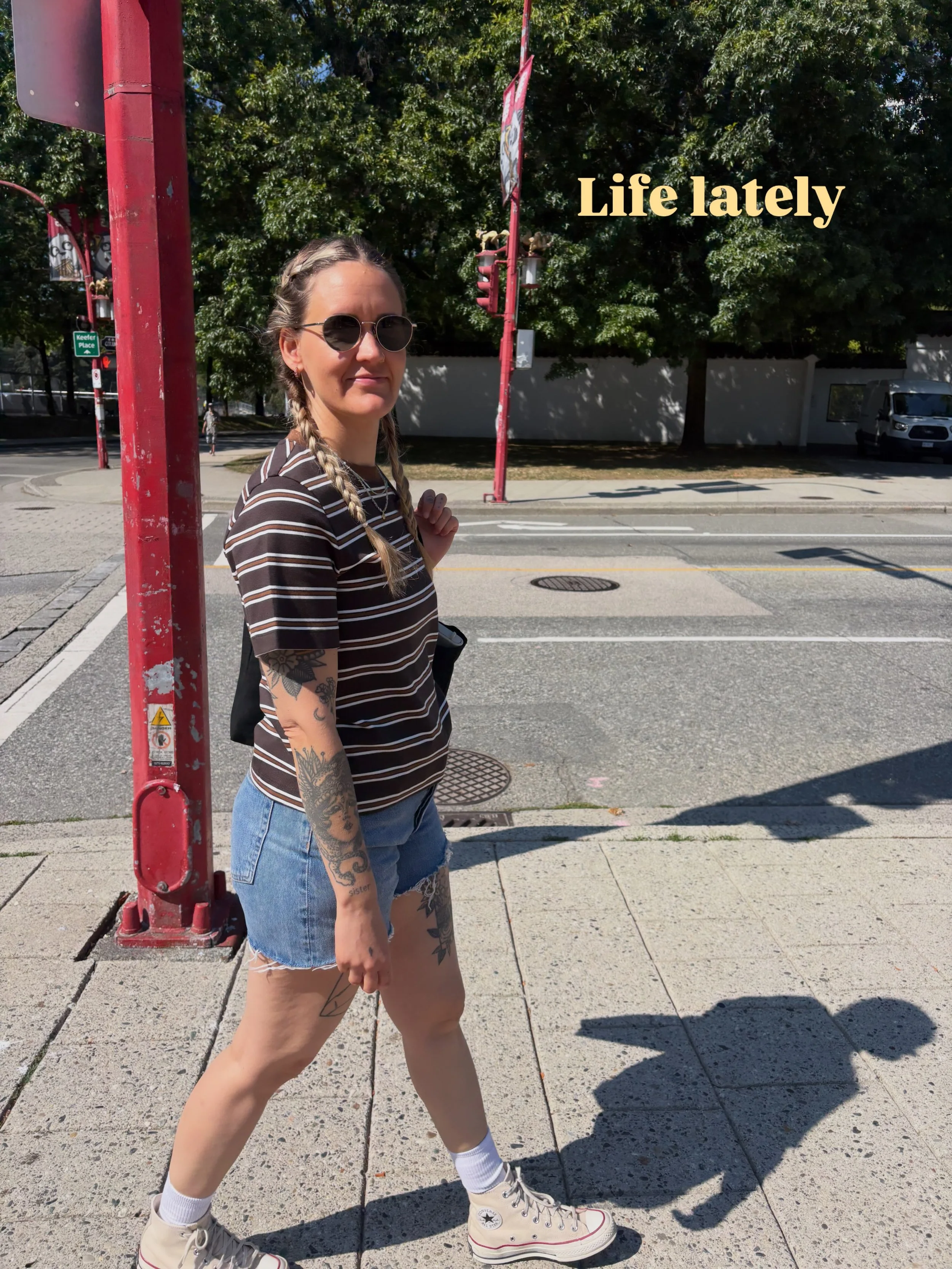 🌸 With all the hype and hub bub about healing and manifesting, the true indication of a new timeline is actually rather unglamorous but deeply pleasant. 

Expanded capacity. 
Presence within difficulty. 
Gratitude for very small things. 
Absolute tr