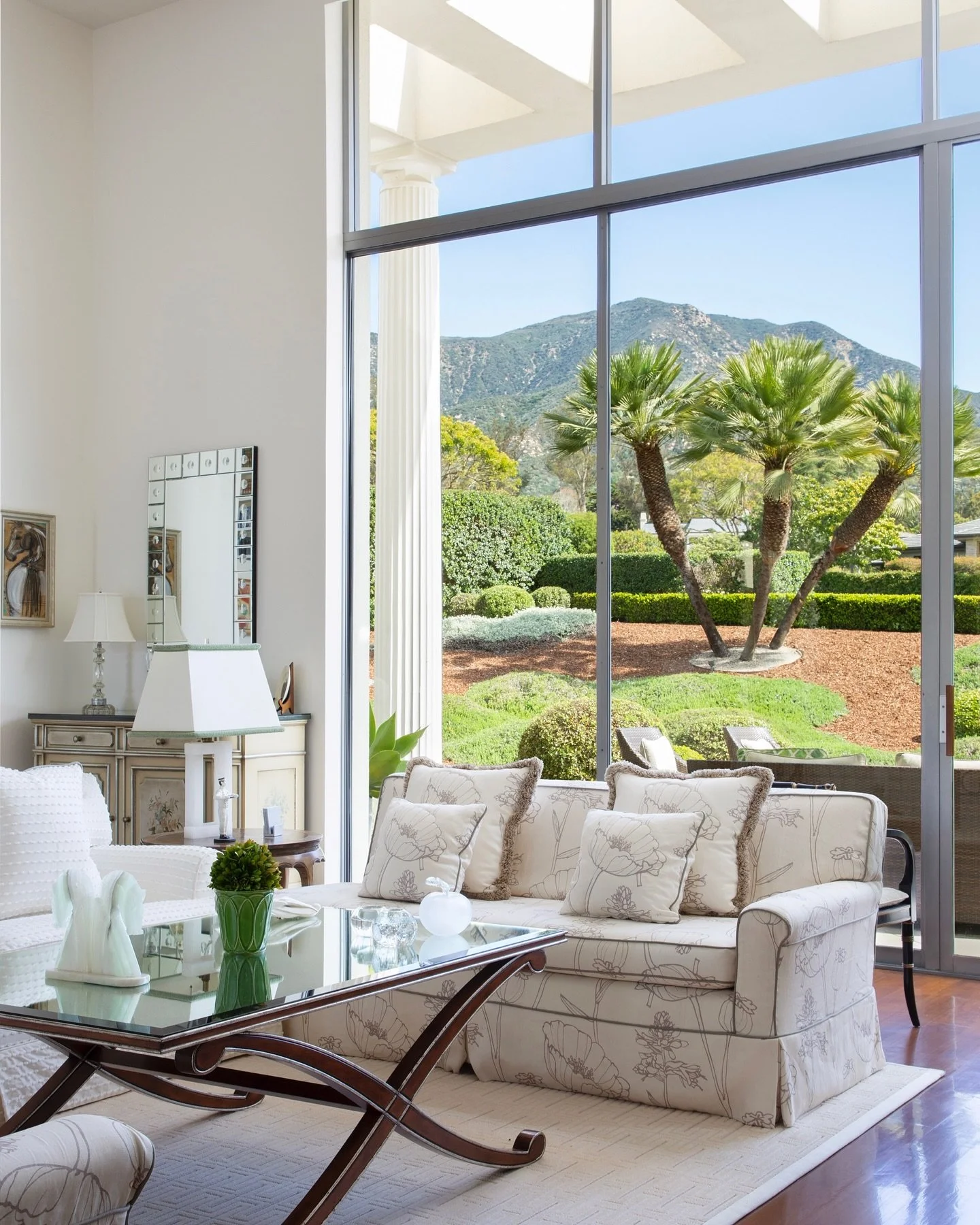 526 Crocker Sperry Drive &bull; $9,850,000

Mid-century elegance with a Palm Springs vibe and sweeping views in Montecito&rsquo;s guard-gated Birnam Wood Golf Club.

Move-in ready with flexibility to reimagine, virtually staged images highlight desig