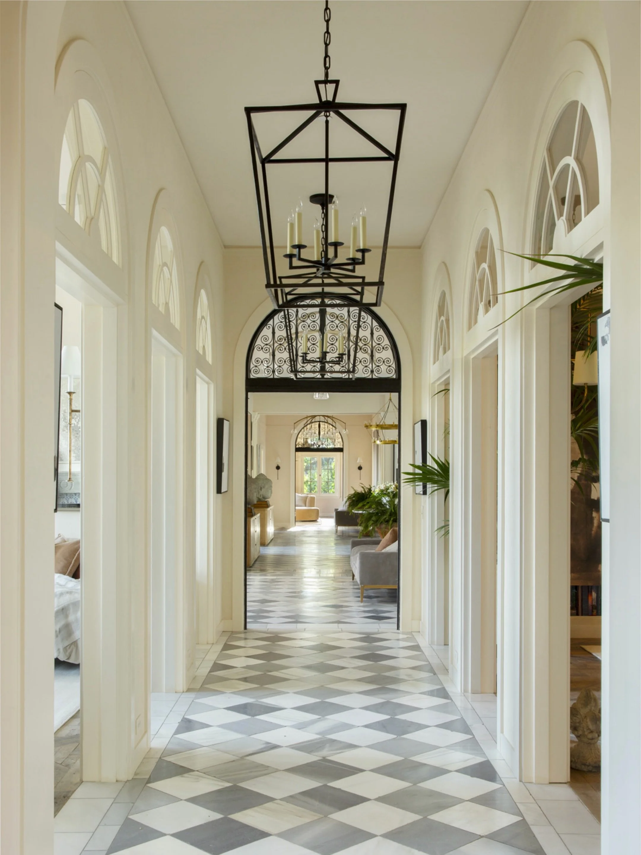 Far Afield &bull; 670 Hot Springs Road &bull; Offered at $65,000,000

Far&nbsp;Afield,&nbsp;the&nbsp;recently&nbsp;restored&nbsp;&plusmn;10.5&nbsp;acre&nbsp;ocean&nbsp;and&nbsp;mountain&nbsp;view&nbsp;estate&nbsp;in&nbsp;the&nbsp;heart&nbsp;of&nbsp;M
