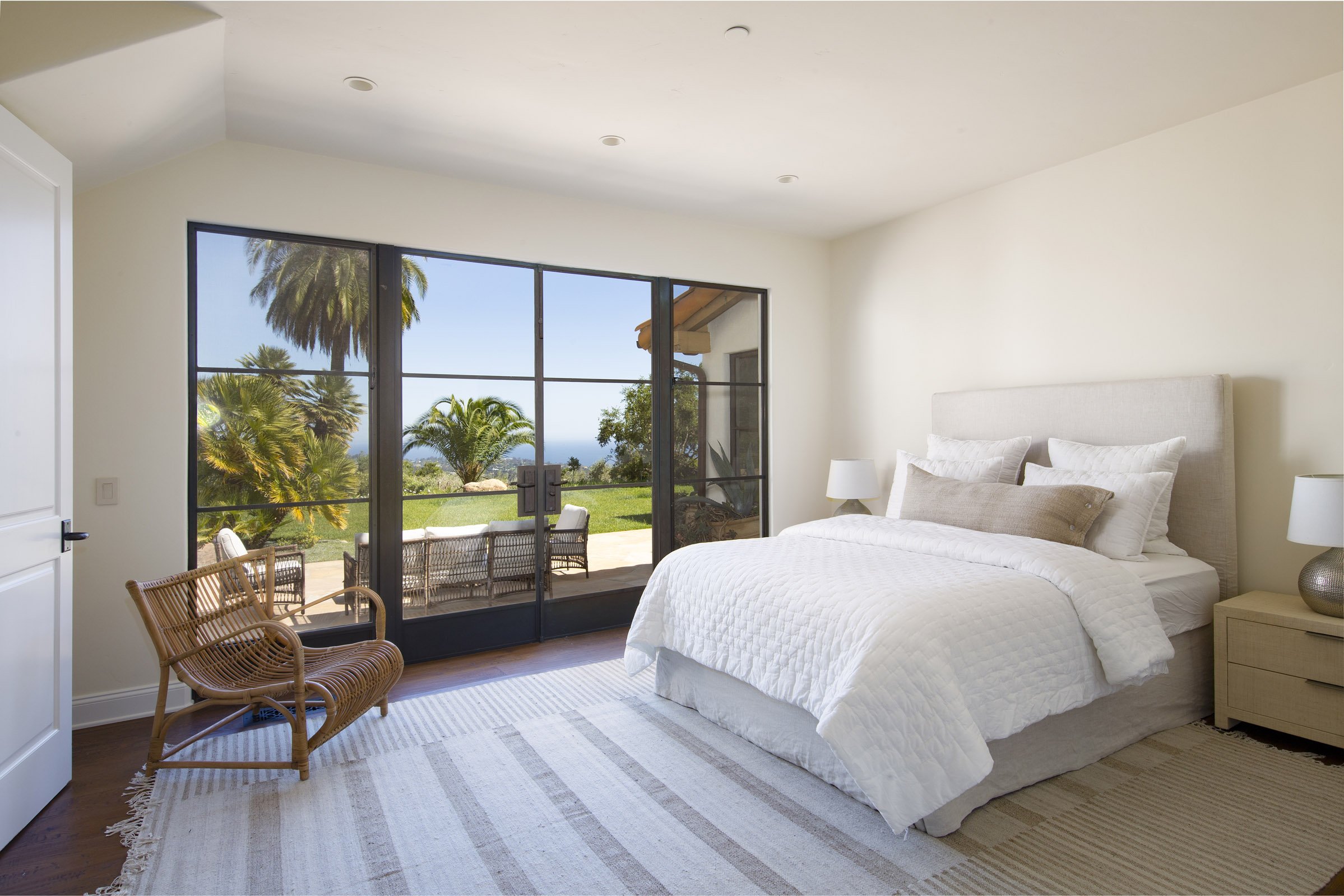 21. bedroom 4.jpg