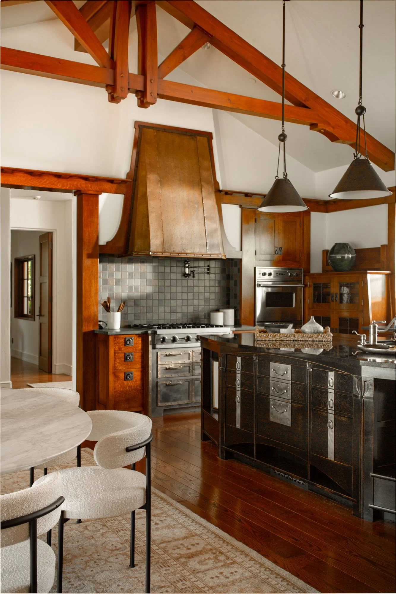 10 kitchen .jpg