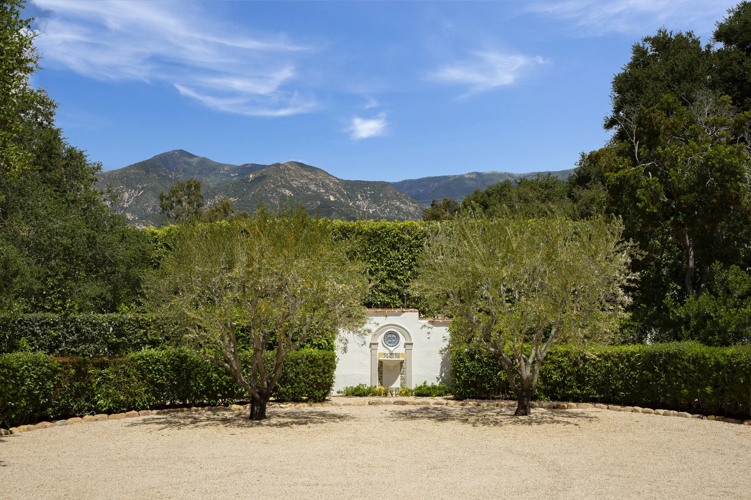 entry view .jpg