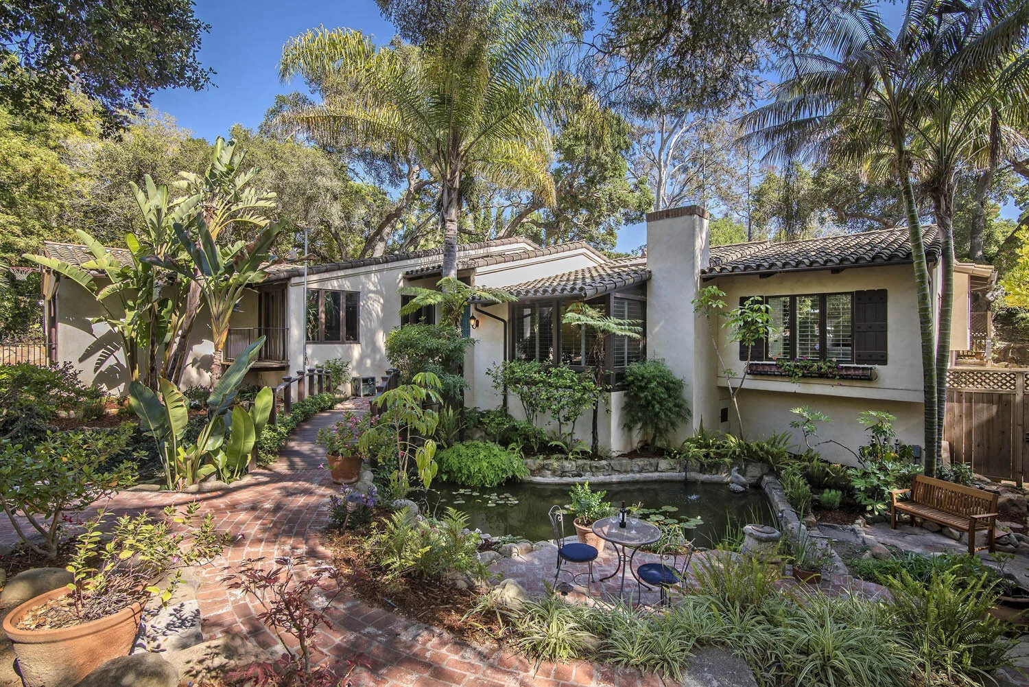  
  Las Tunas - offered at $1,995,000  
 