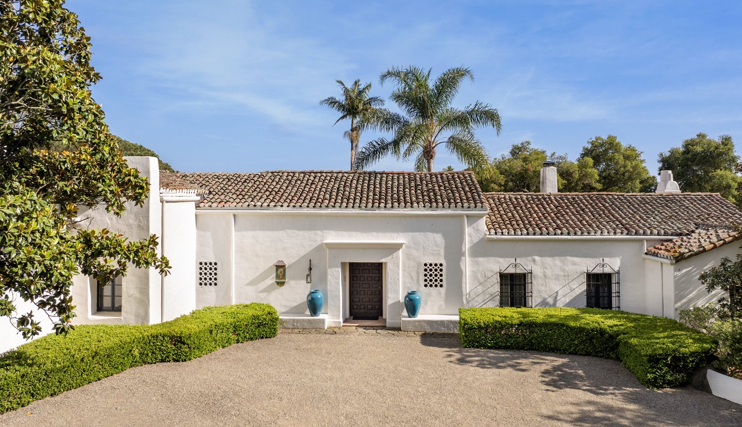 
  La Macarena - offered at $10,900,000  
 