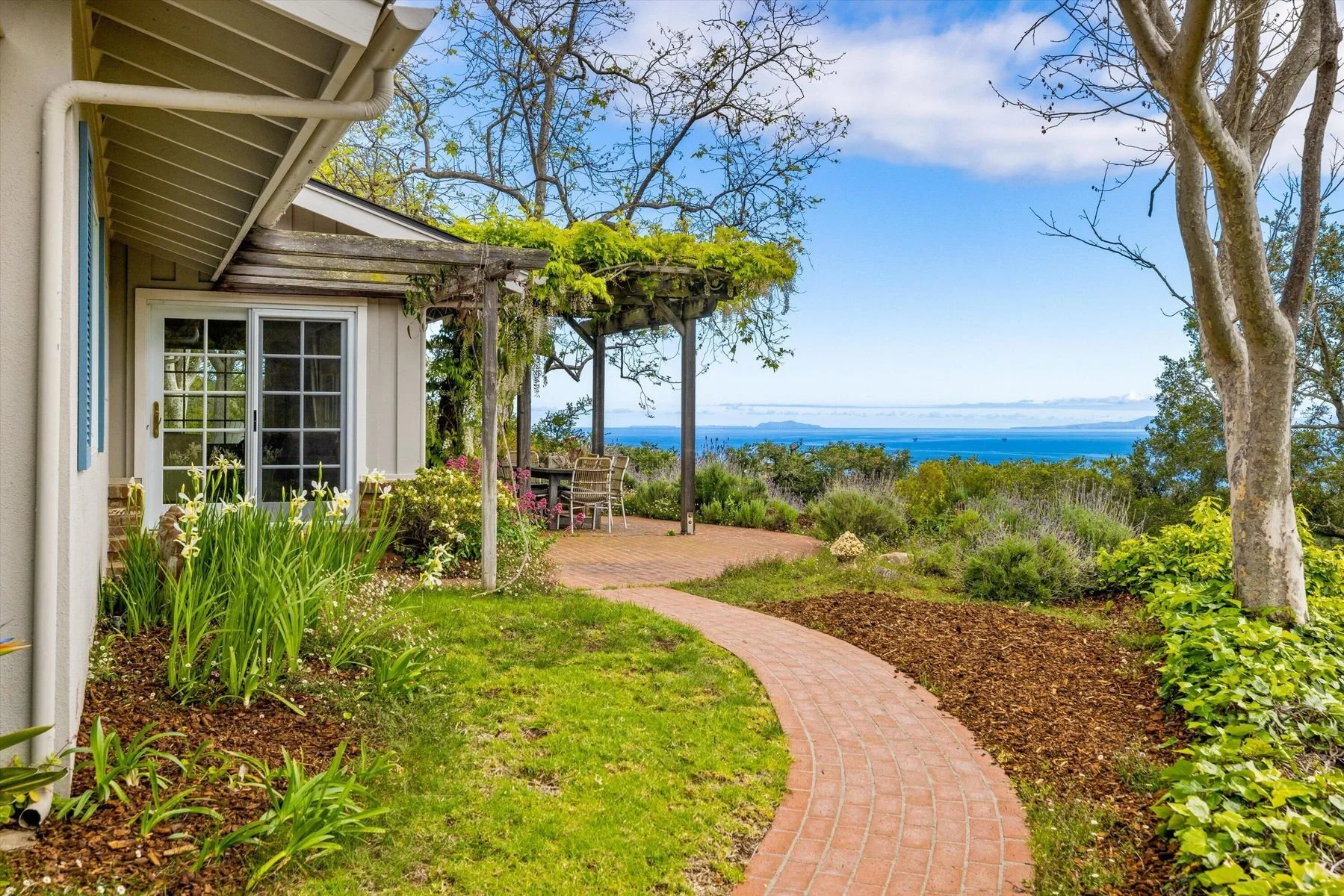  
  Peaceful Country Hideaway - offered at $6,750,000  
 