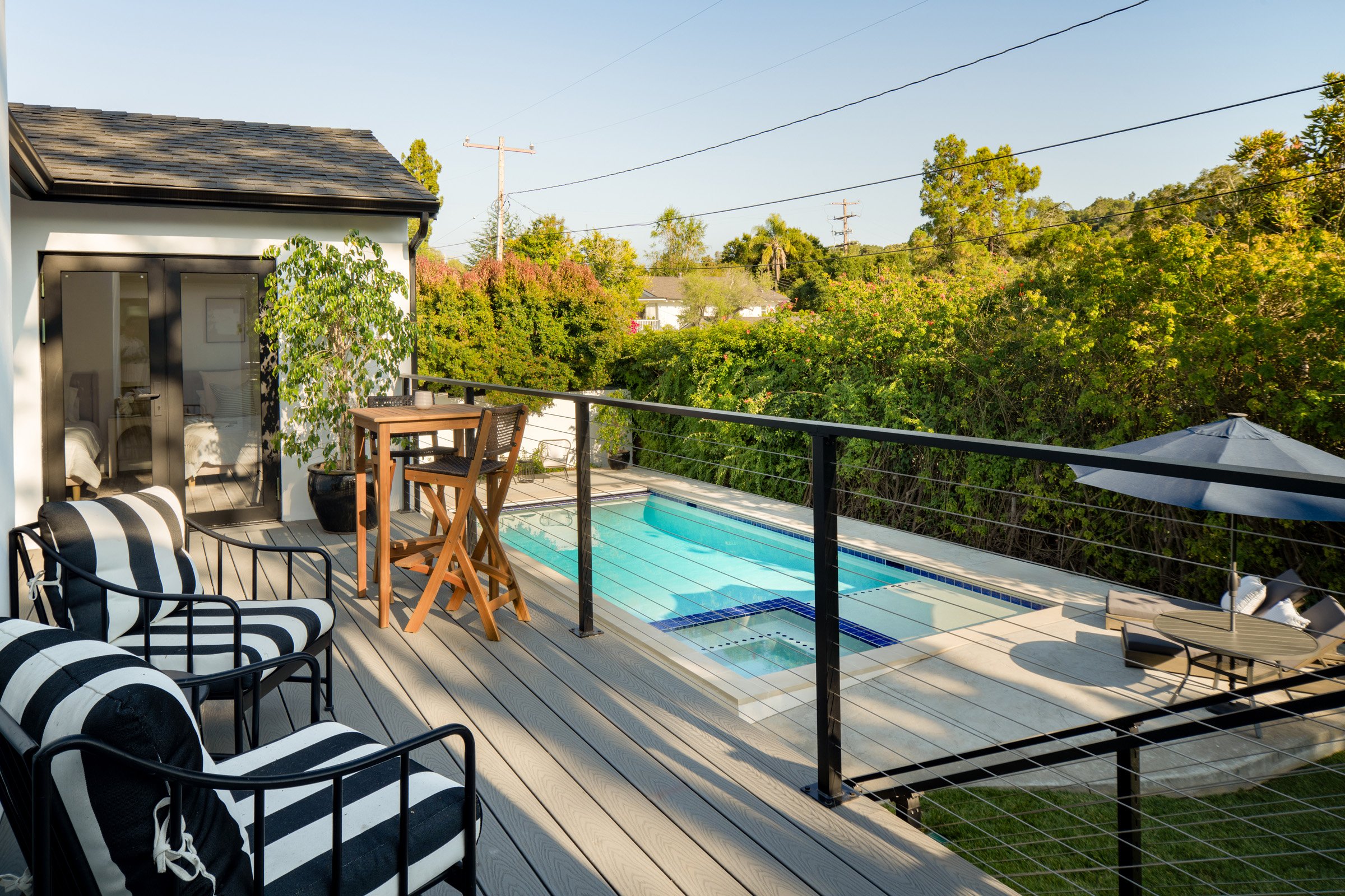 6 Patio.jpg