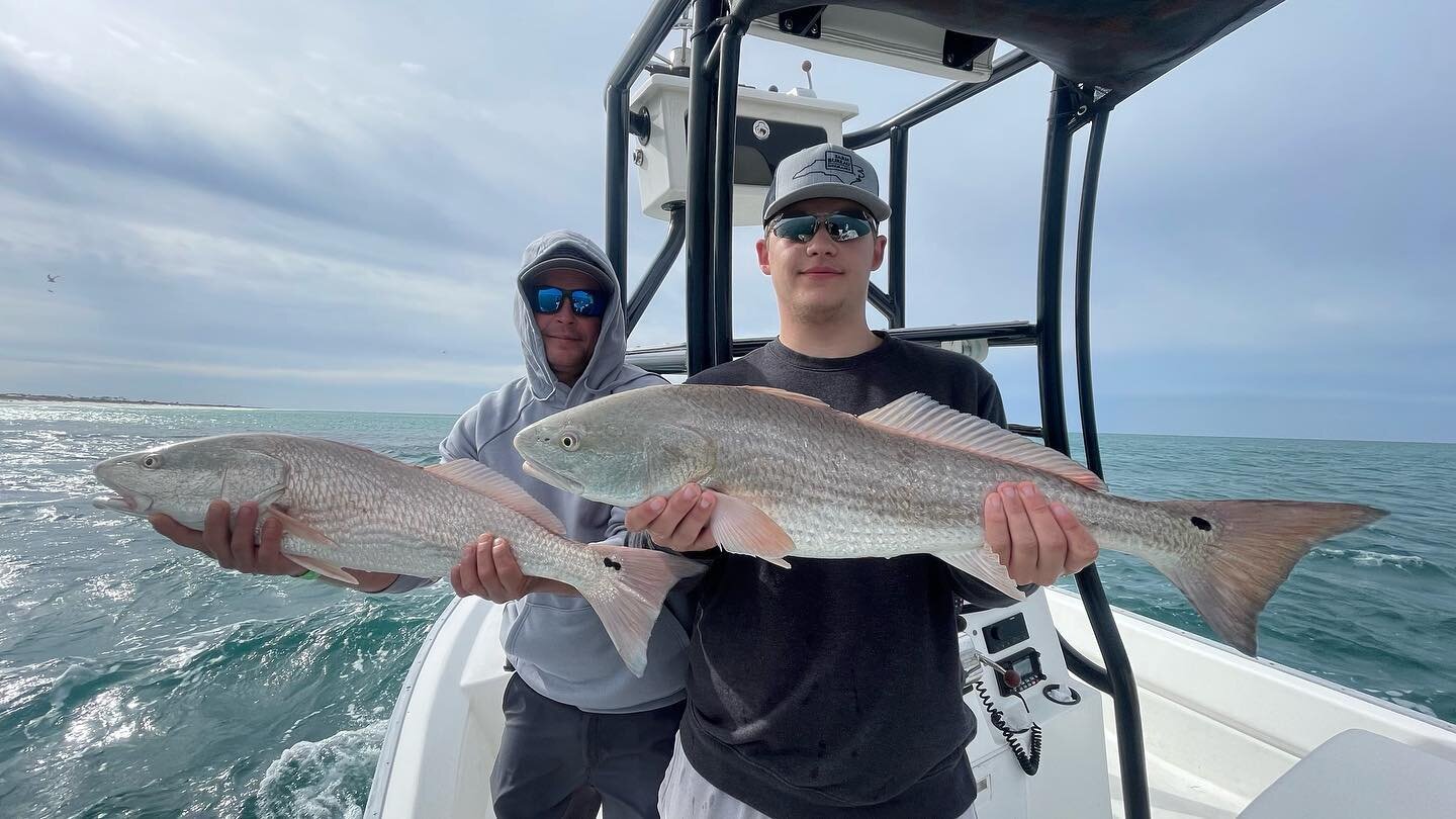 It's hard to beat a father son double up!!&thinsp;
Weather hasn't been great this week but we are still giving it a good effort!🐟&thinsp;&thinsp;
&thinsp;&thinsp;
Call and book your fishing trip now!!&thinsp;&thinsp;
(𝟖𝟓𝟎)𝟖𝟗𝟔-𝟒𝟕𝟏𝟐&thinsp;&