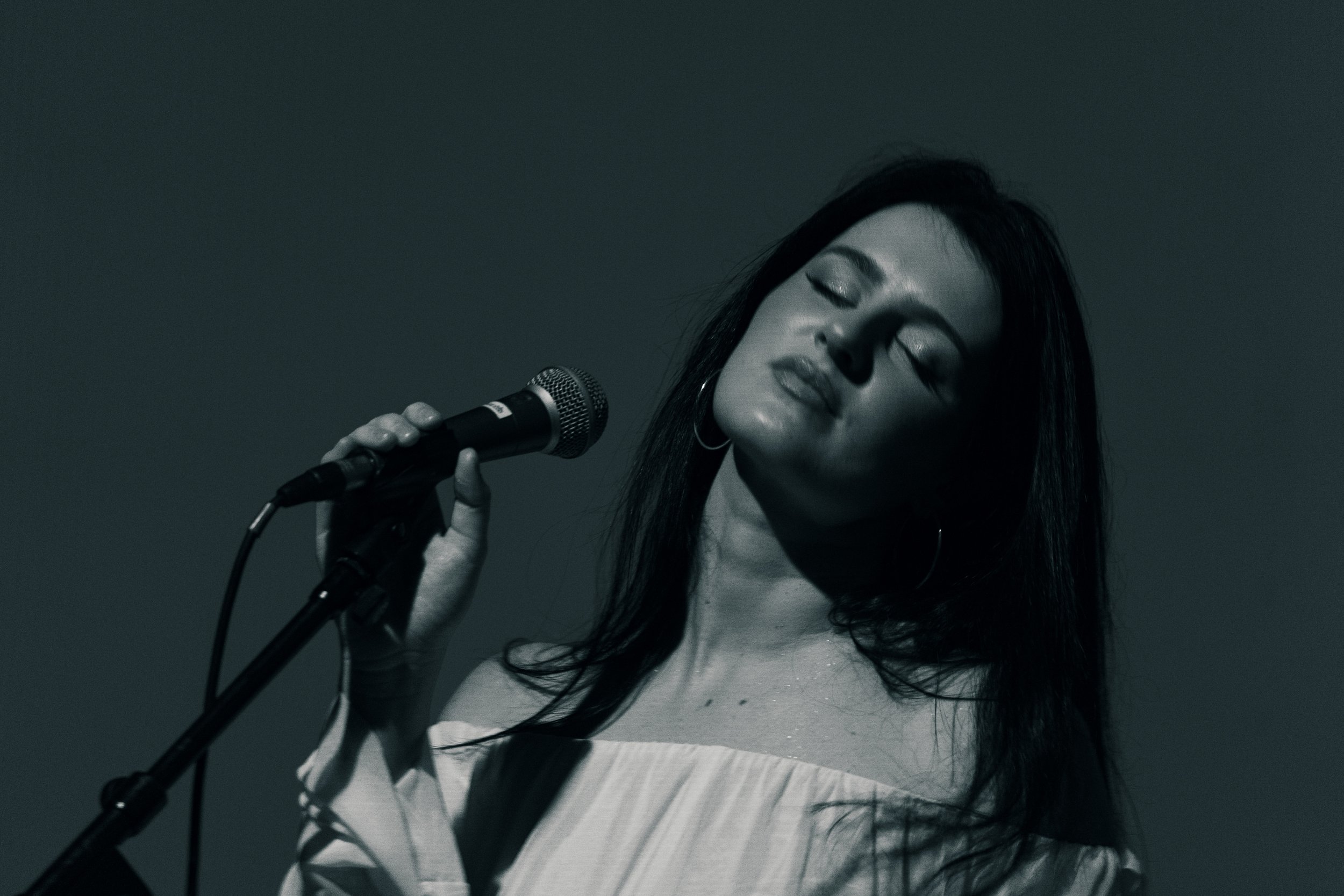 By Ming Lyu -  alayna at her Set Her Free Tour - Auckland - August 29 2026
