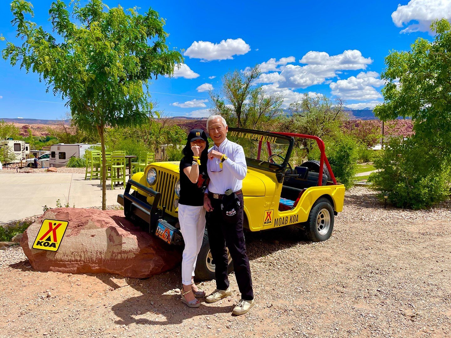 Look how cute our co-founders Agnes and Oscar look sporting their whistles 🥺
*
*
*
*
*
*
*
#TheYellowWhistle #StopAsianHate #StopAAPIHate #WeBelong #AntiAsianRacism #StrongerTogether #Grassroots #GrassrootsCampaign #SocialJustice #SocialActivist #Ac