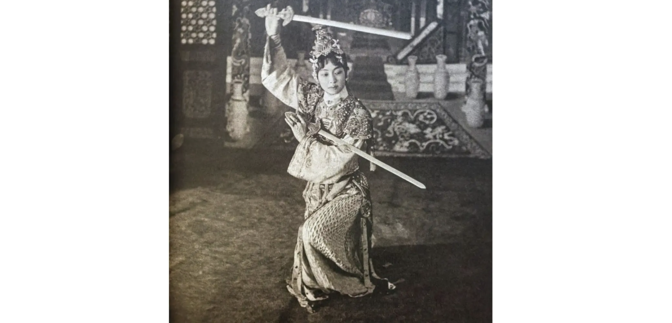 The Dancing Goddess: Mei Lanfang in America