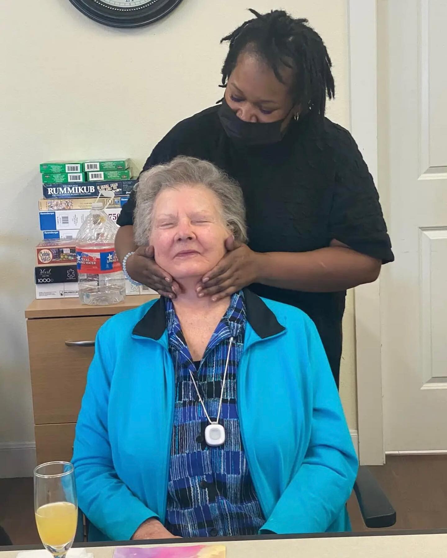 I had such a great time doing mini facials for the ladies of the Carriage Inn. They were the sweetest bunch. What a great way to spend International Women&rsquo;s Day 💖