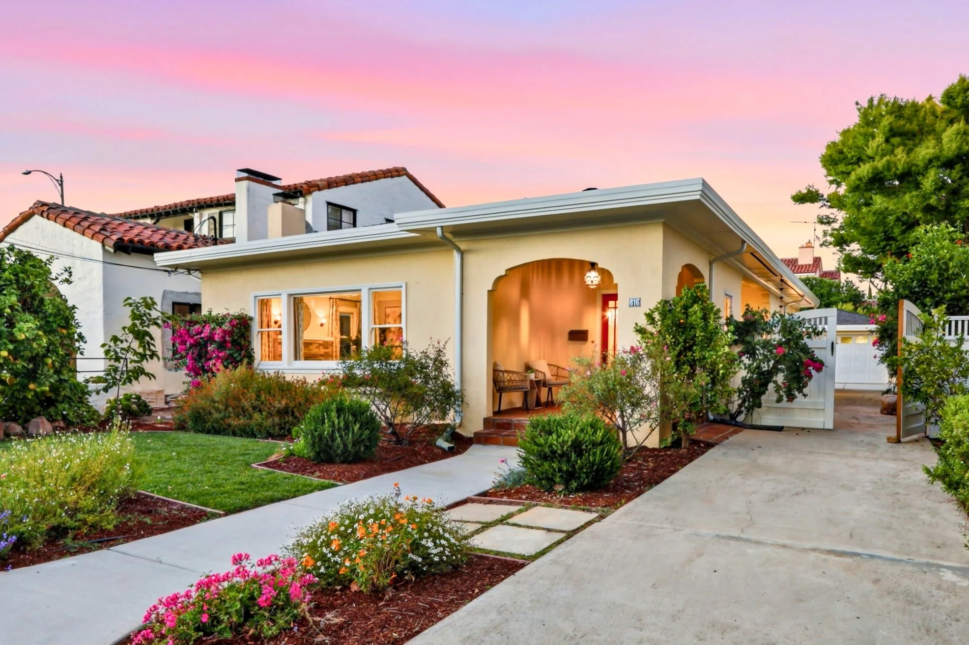 COMING SOON! 
Naglee Park - Downtown San Jose
616 S 13th Street, San Jose, CA 95112
$1,688,000  3BD 1BA