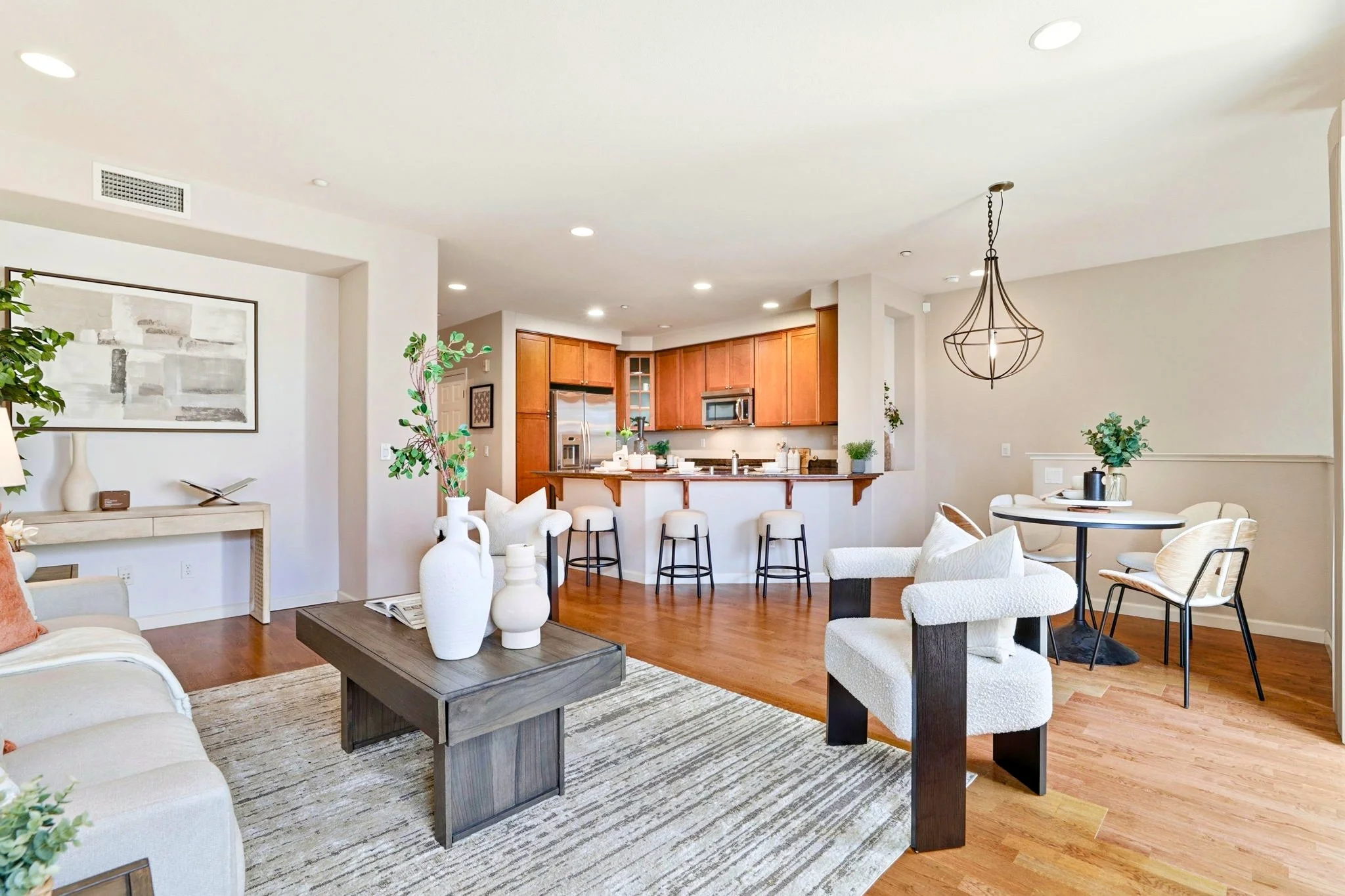 Central San Jose
280 South 13th Street, San Jose, CA 
$1,099,000 3 BD - 3 BA